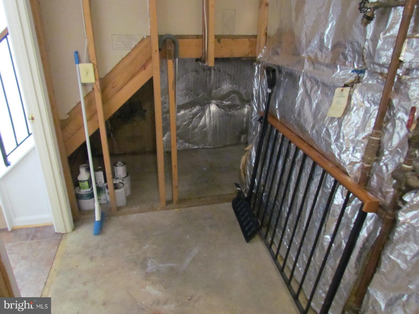 CEDAR GROVE AT CROFTON - Residential