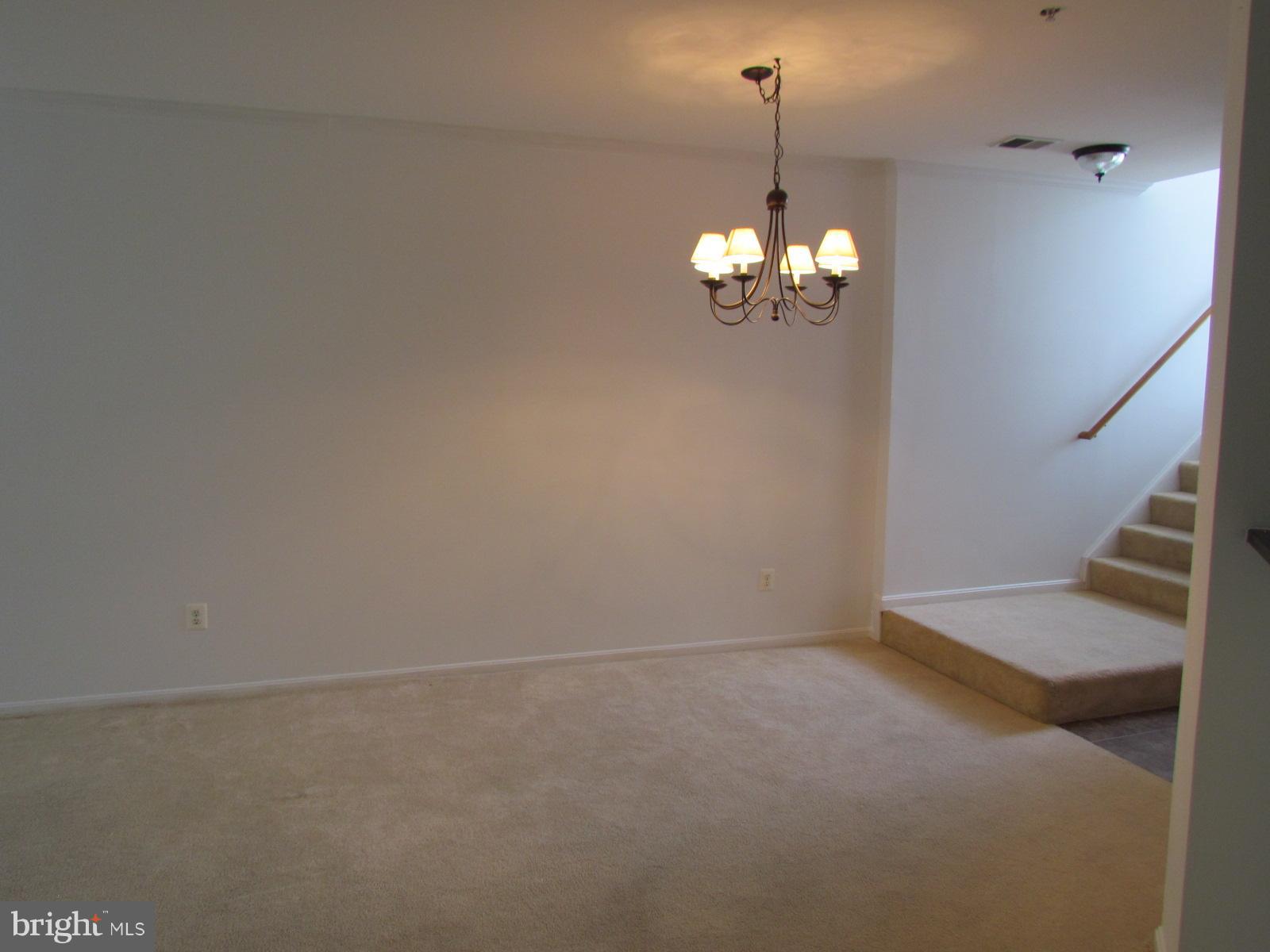 CEDAR GROVE AT CROFTON - Residential