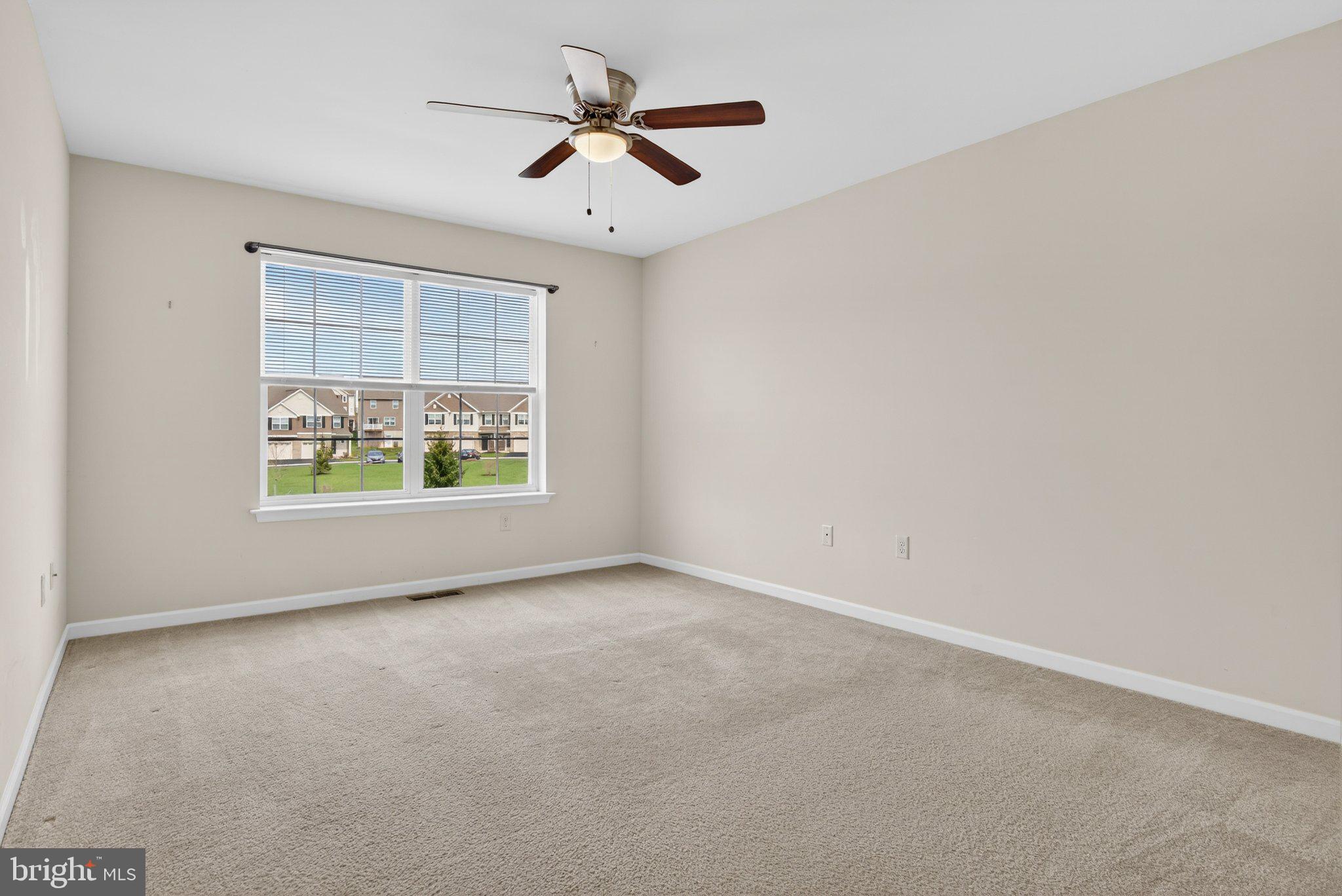 HANBURY COURT AT WINDING HILLS - Residential
