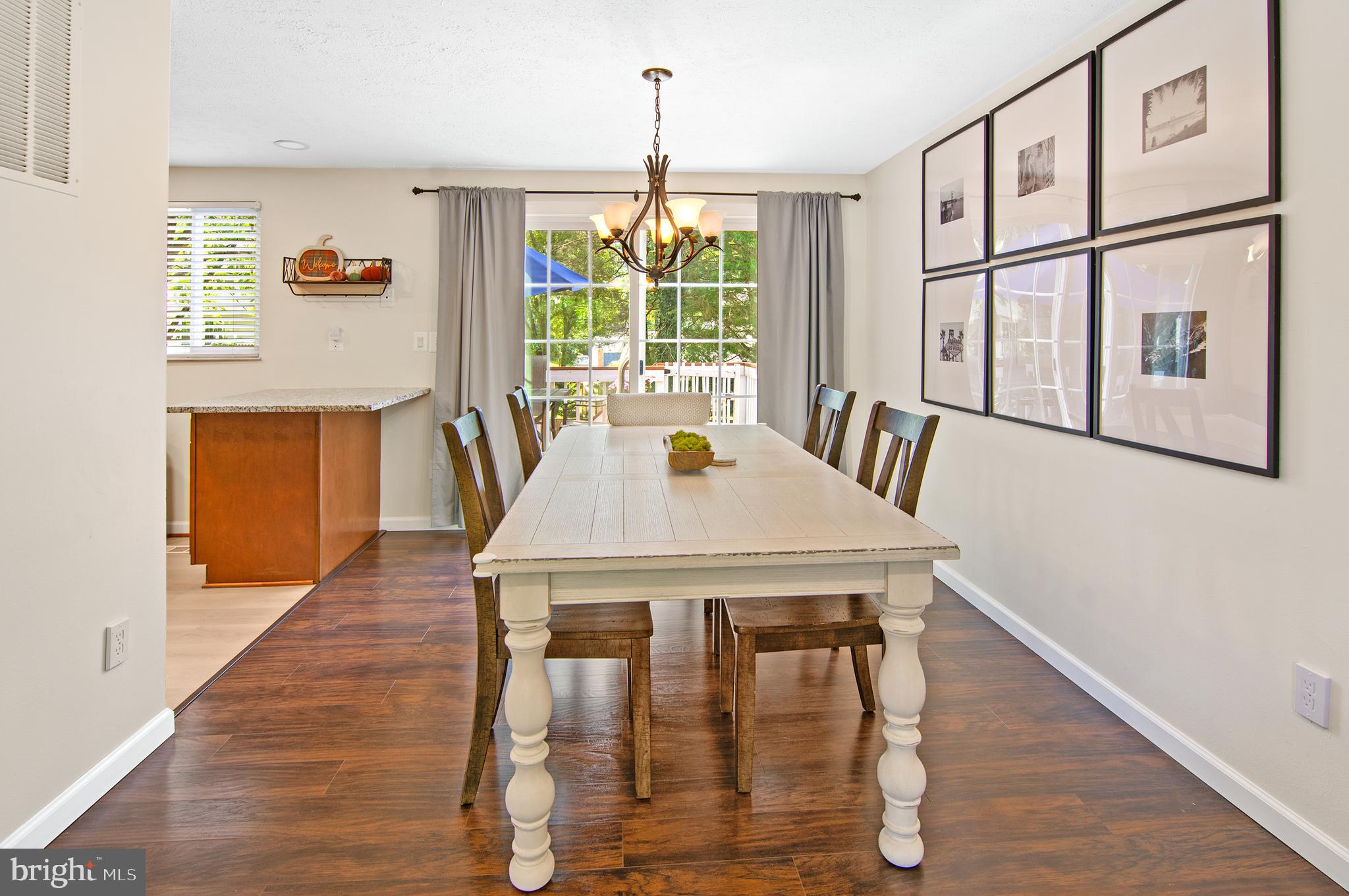 QUINCE ORCHARD MANOR - Residential