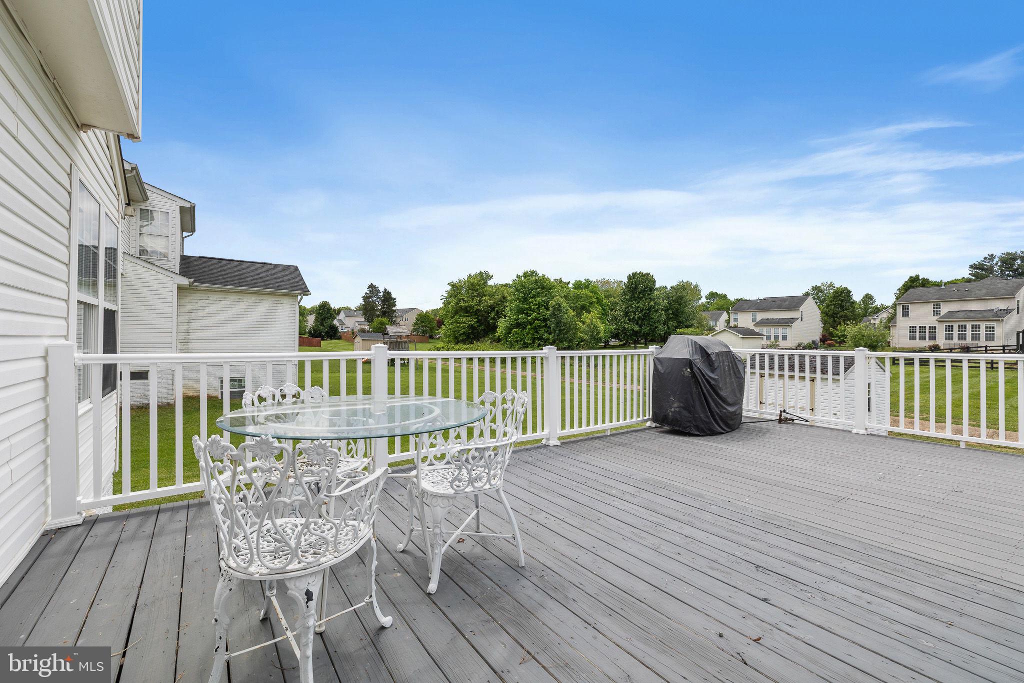 GREEN MEADOWS PHASE 1 - Residential