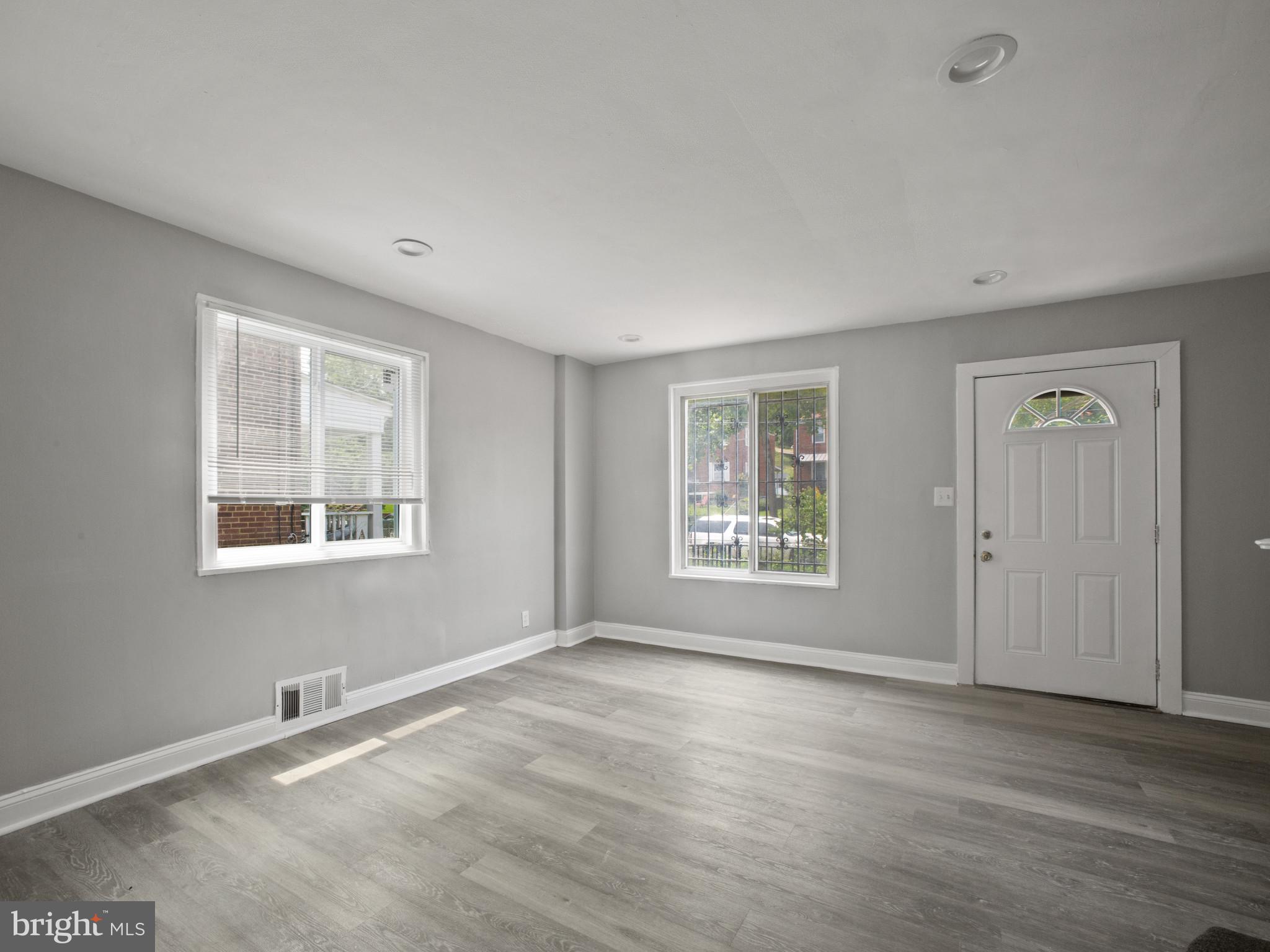 145 MISSISSIPPI AVENUE SE