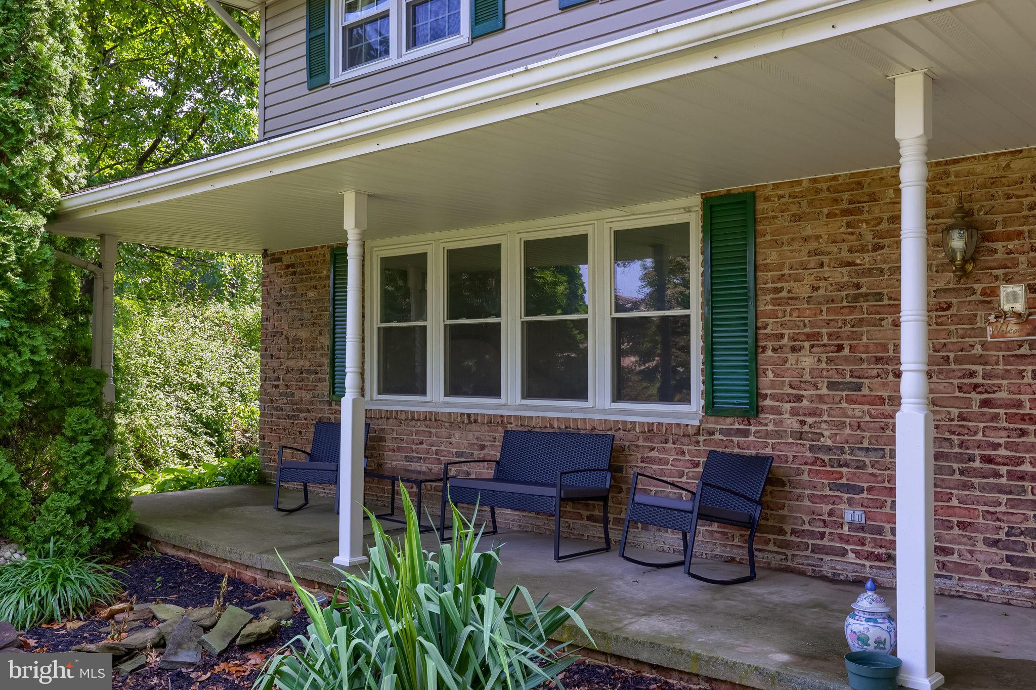 408 MARLOWE GARTH