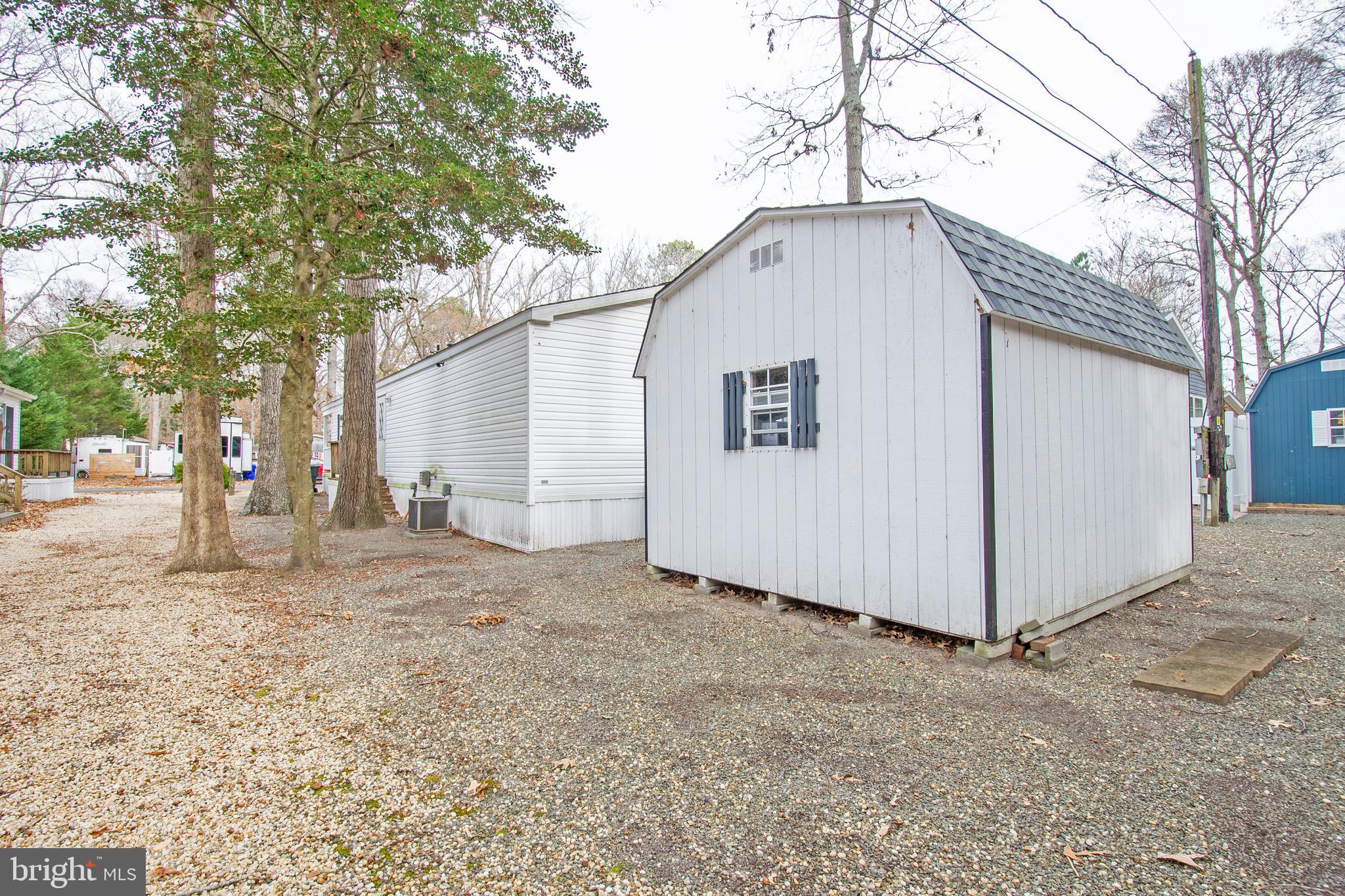 WEST BAY PARK - Residential