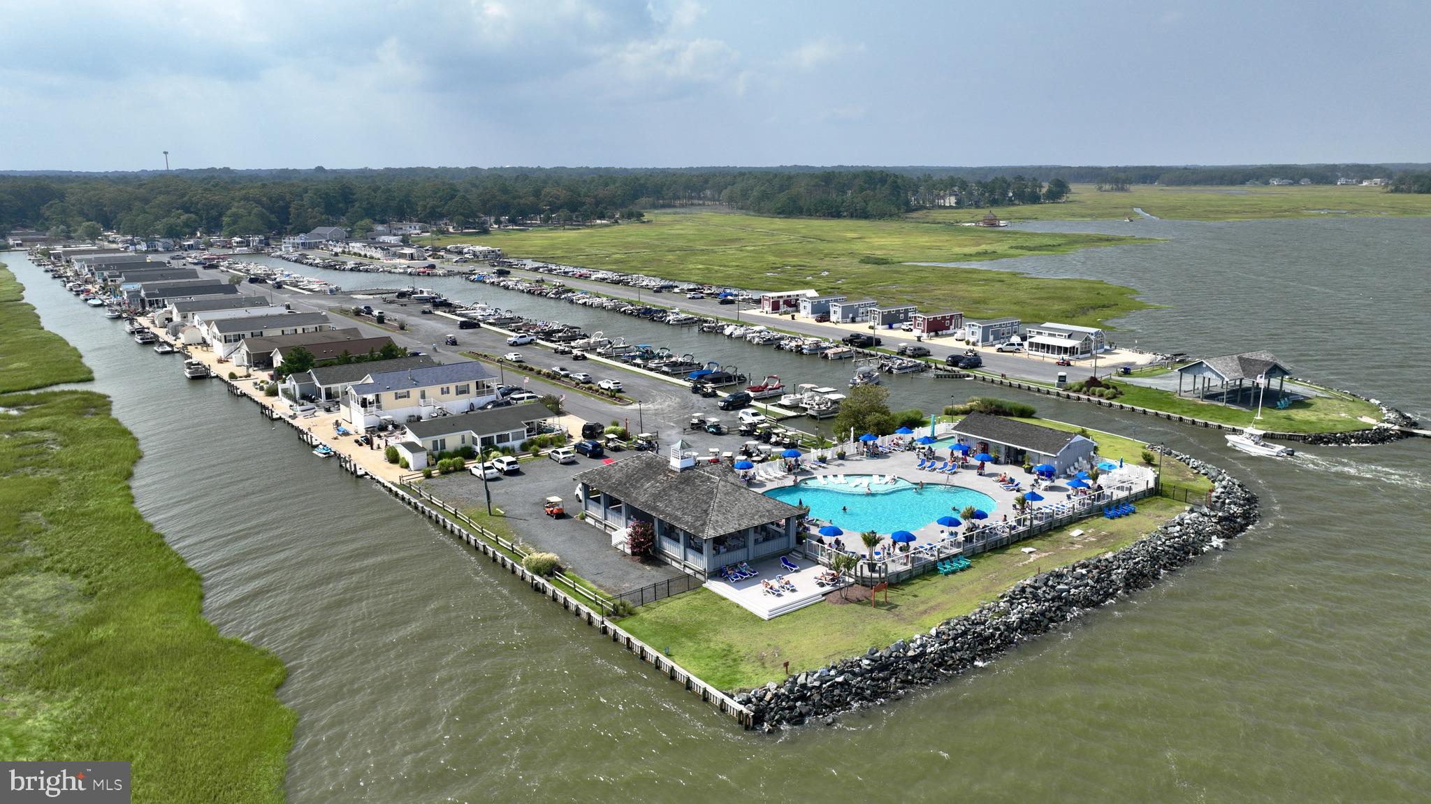 WEST BAY PARK - Residential