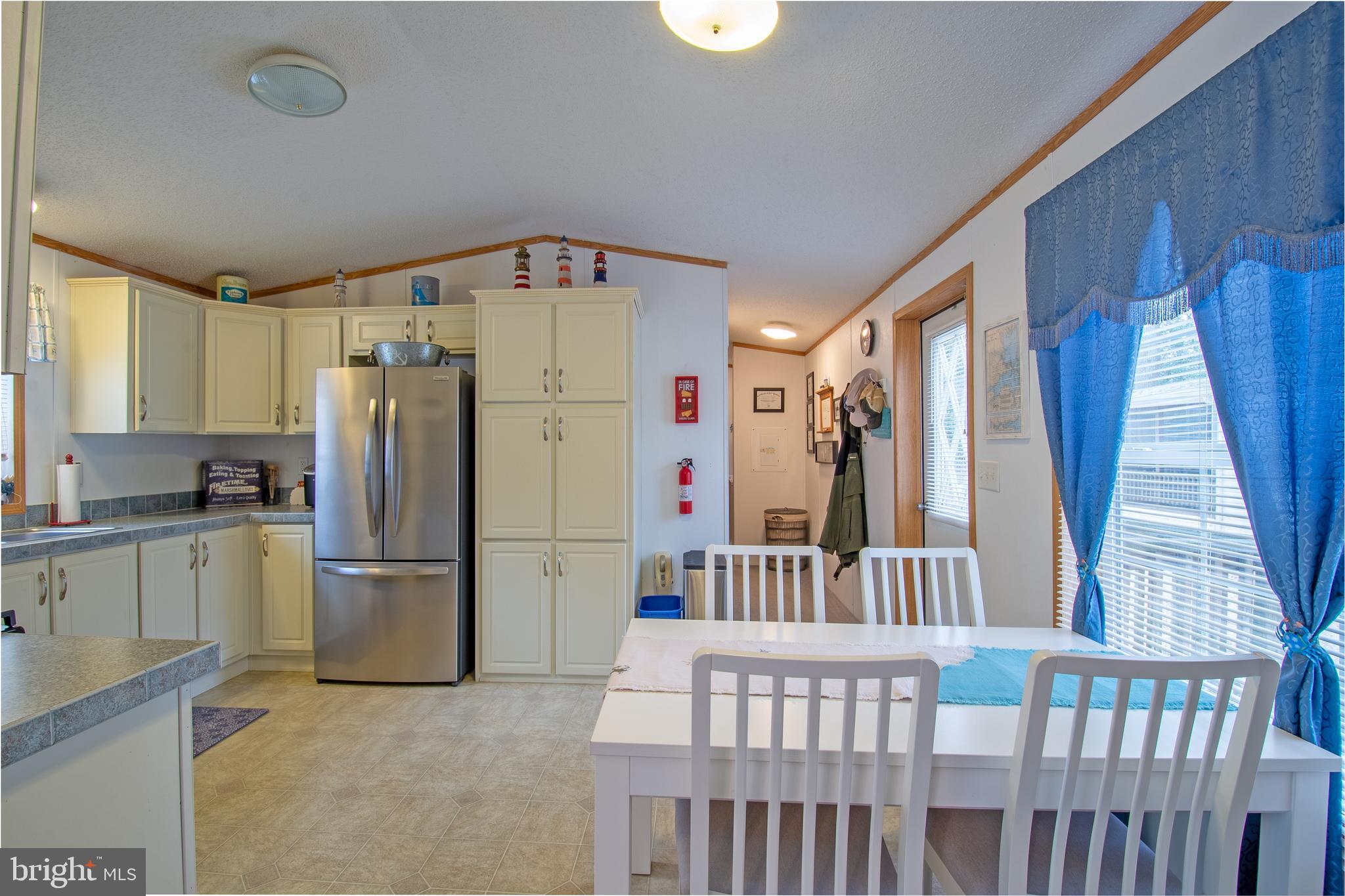 WEST BAY PARK - Residential