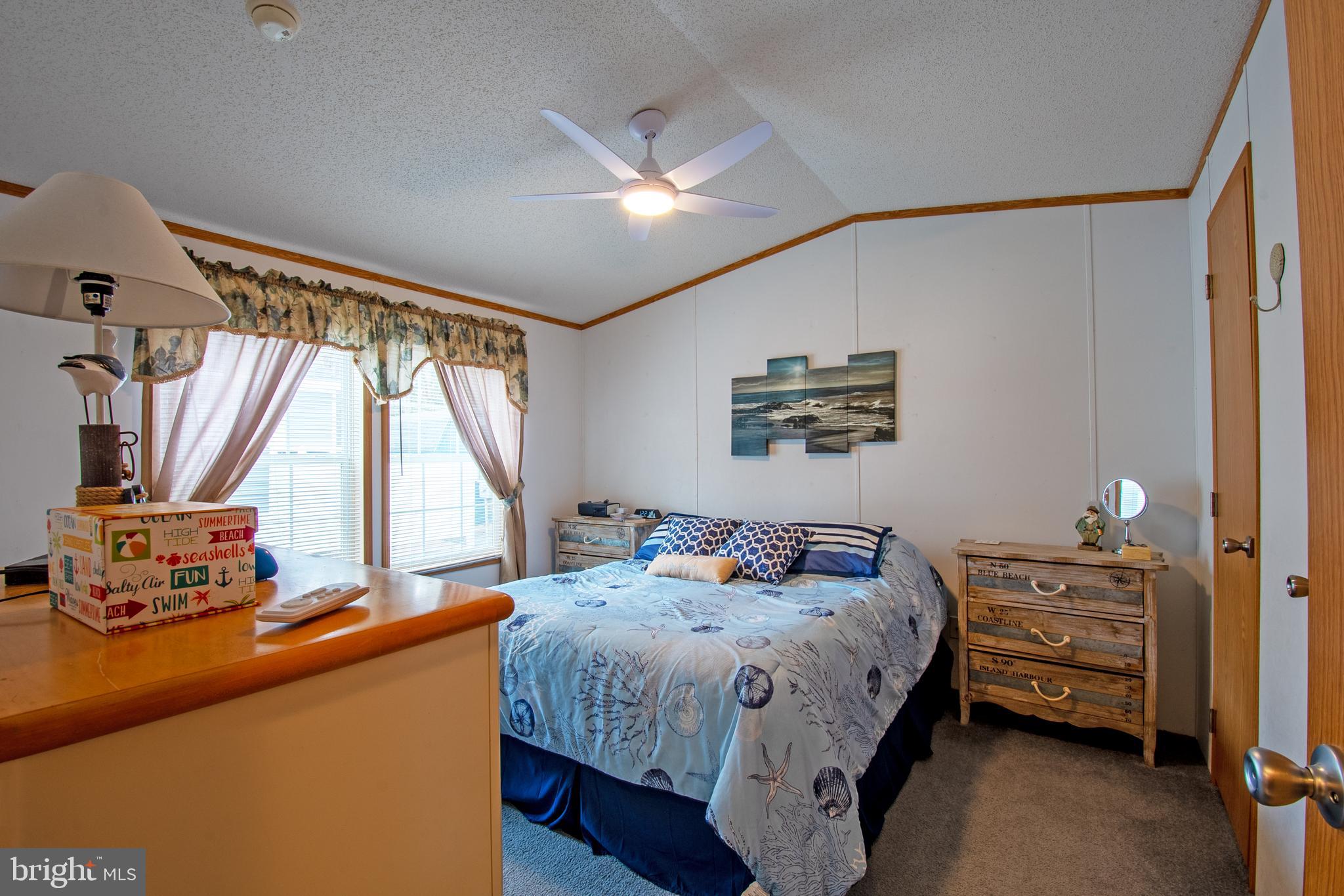 WEST BAY PARK - Residential