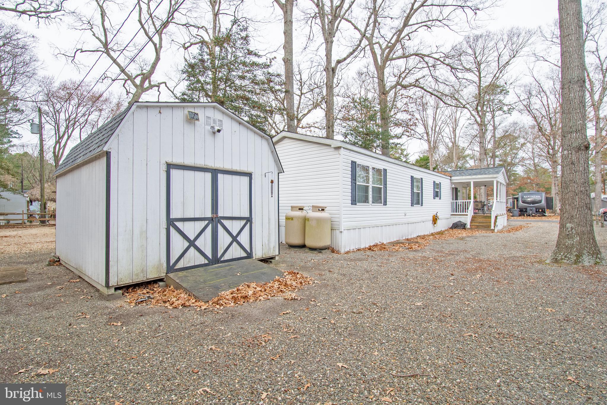 WEST BAY PARK - Residential