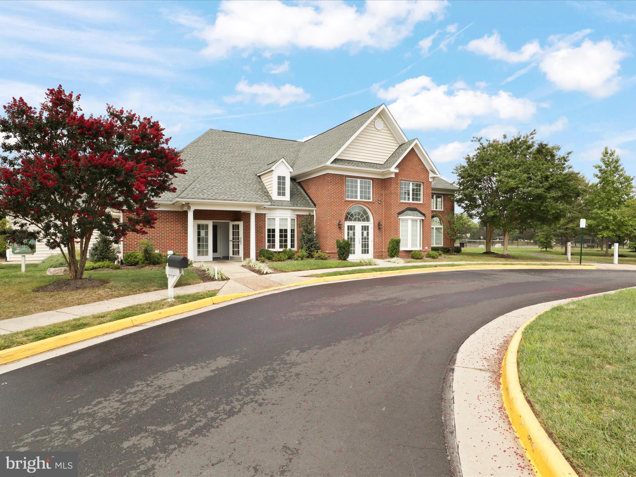 FAIRCREST - Residential Lease