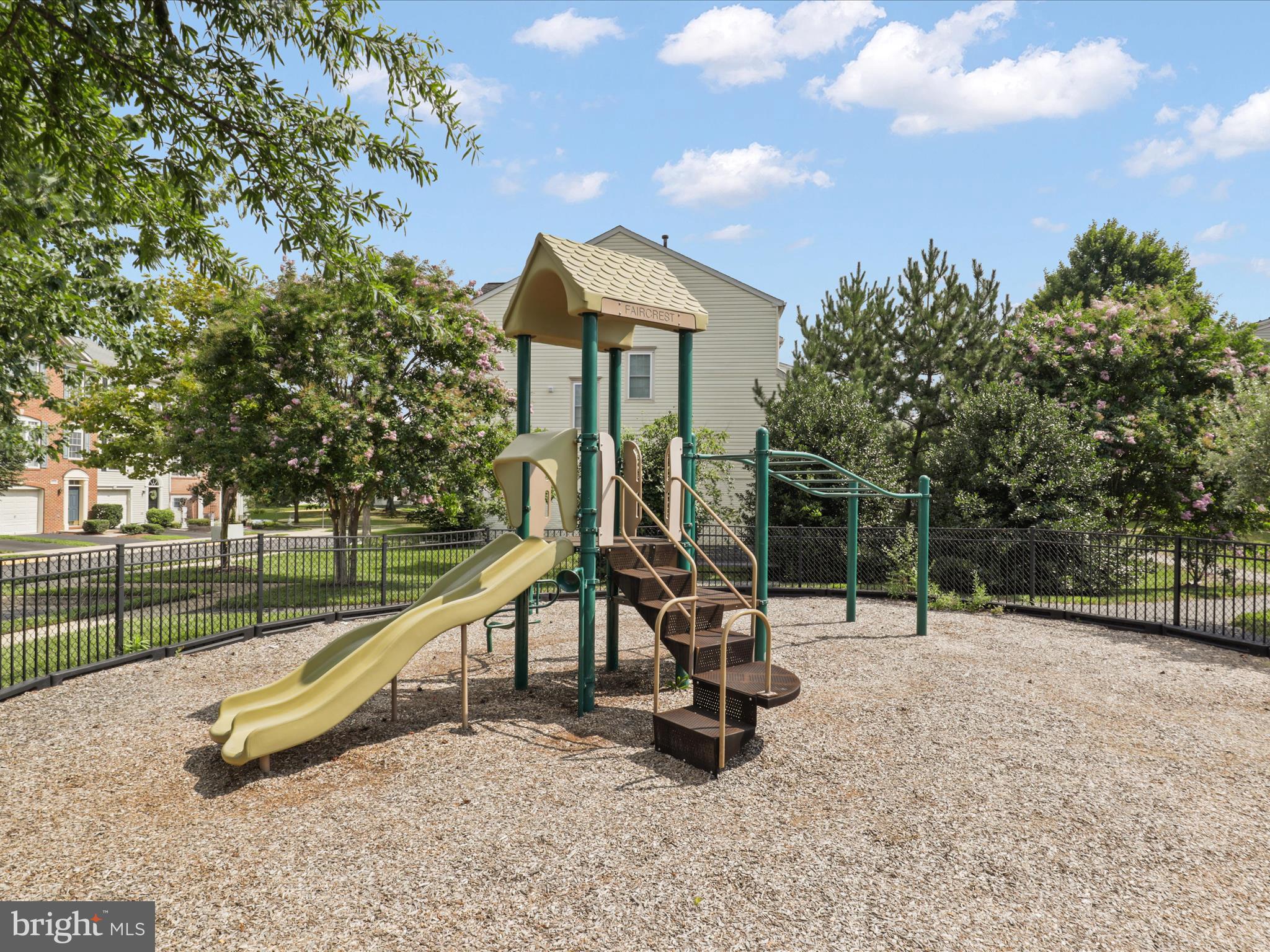 FAIRCREST - Residential Lease