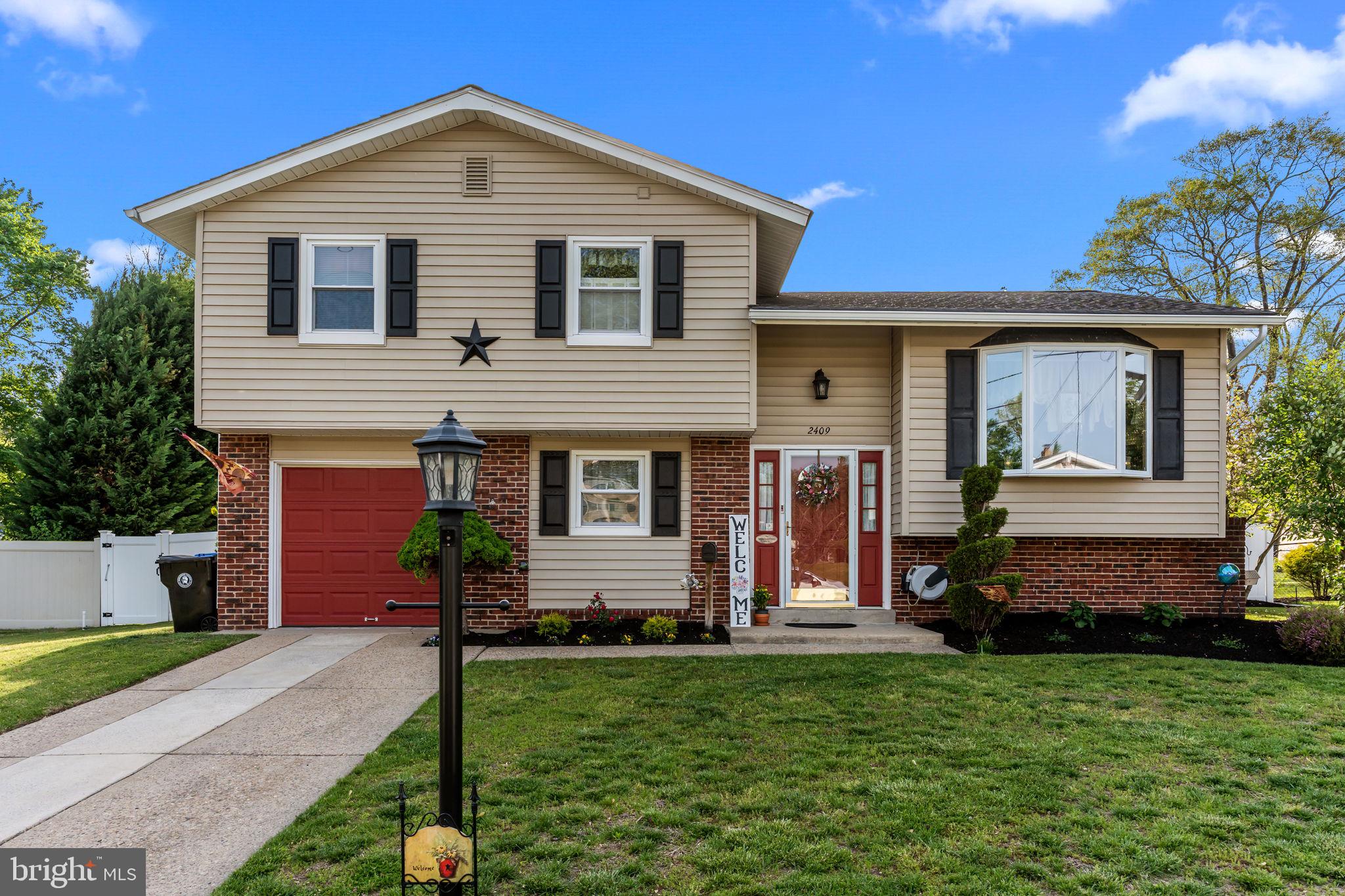 2409 ARDEN ROAD