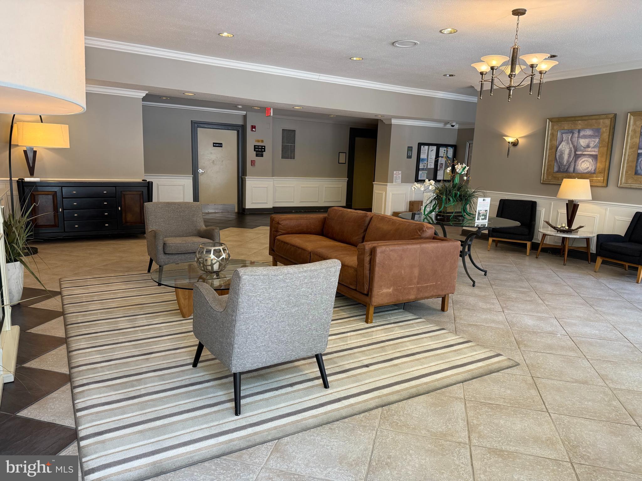 MAIN STREET GREEN - Residential Lease