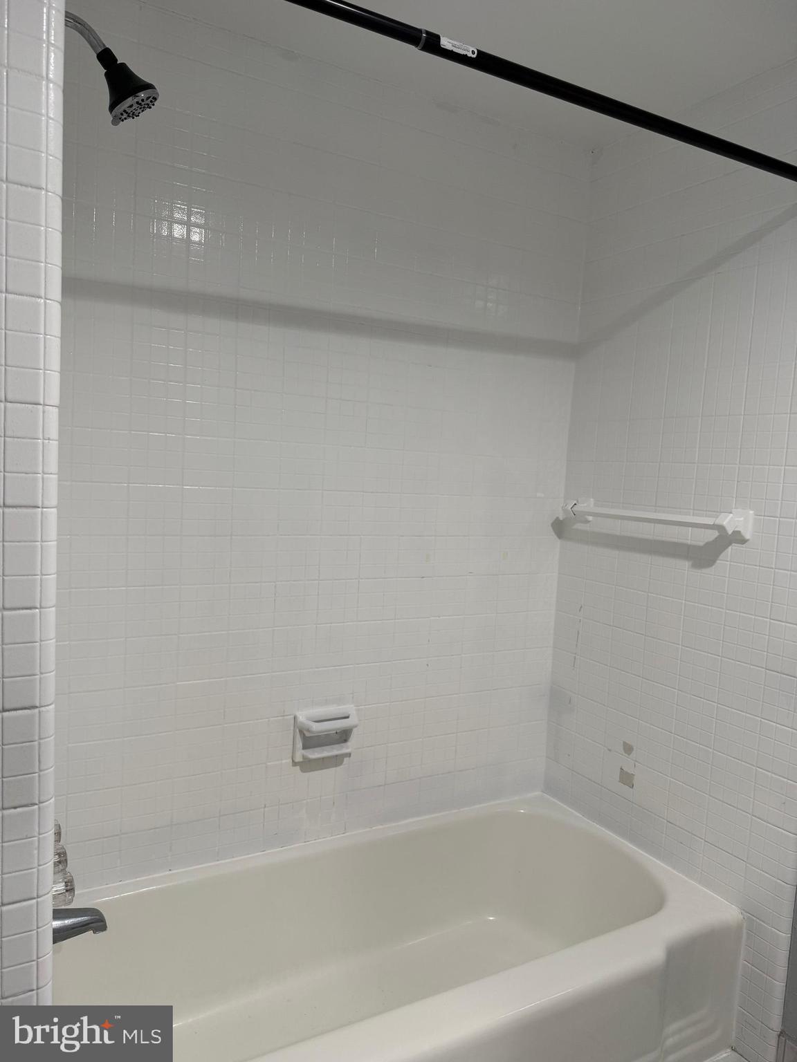 MAIN STREET GREEN - Residential Lease