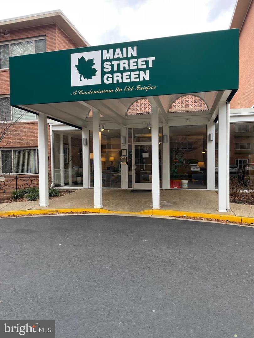 MAIN STREET GREEN - Residential Lease