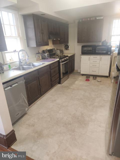 ABINGTON WOODS - Residential