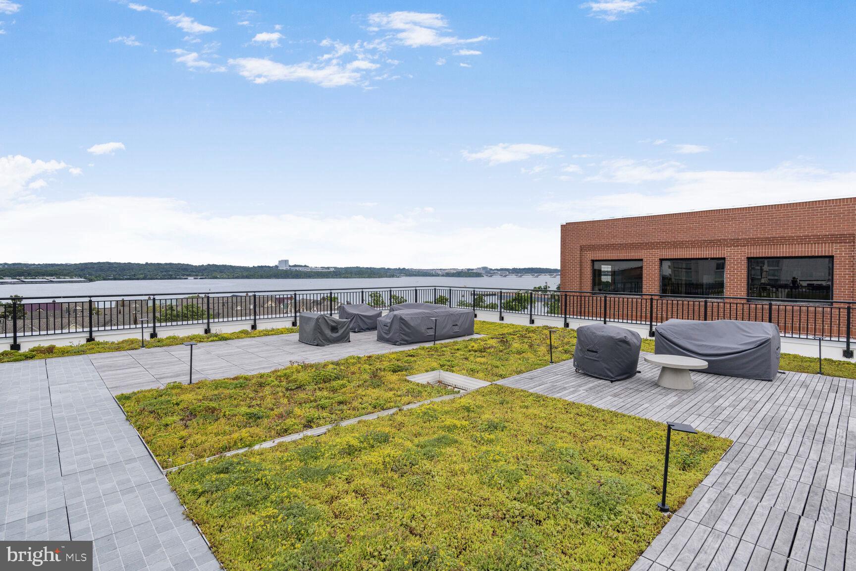 OLD TOWN - Residential