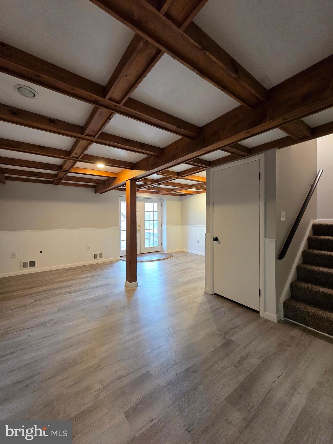LAUREL SPRINGS - Residential