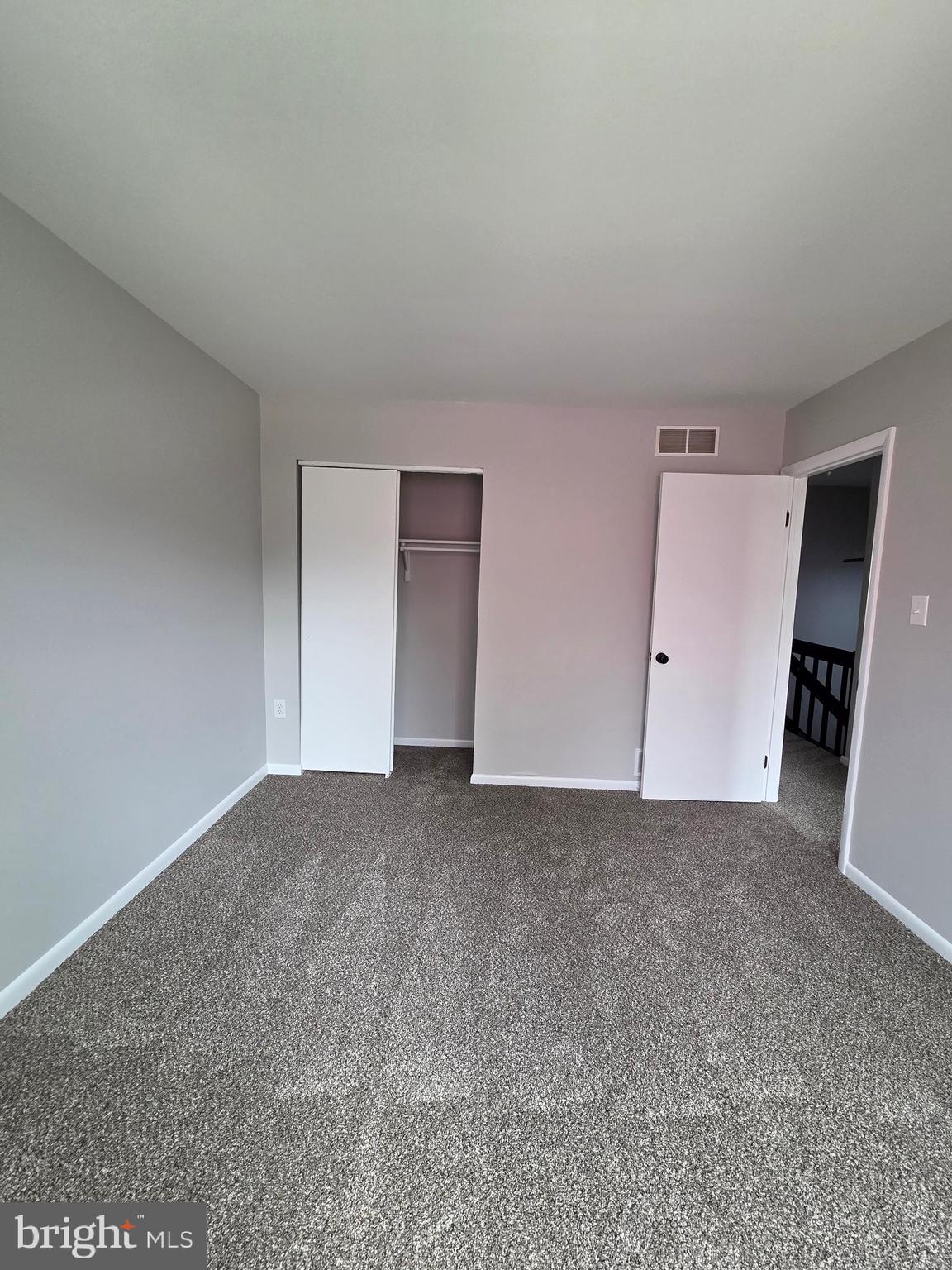 LAUREL SPRINGS - Residential