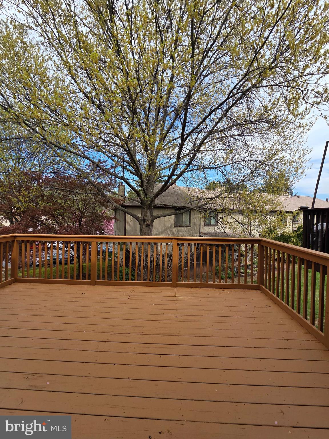 LAUREL SPRINGS - Residential