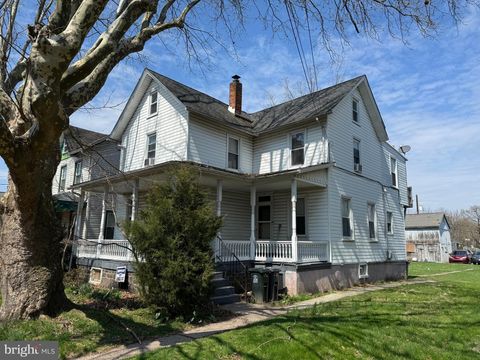 Multifamily For Sale - 205 Erie Avenue<br/> QUAKERTOWN, PA 18951