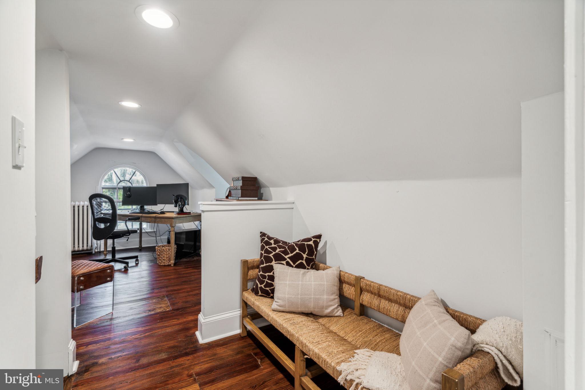 DEEPDALE - Residential