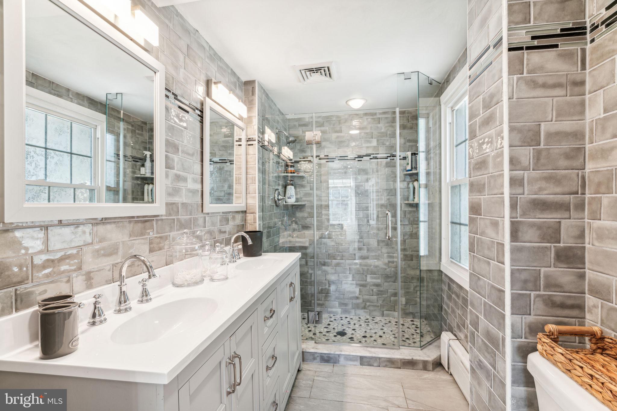 DEEPDALE - Residential