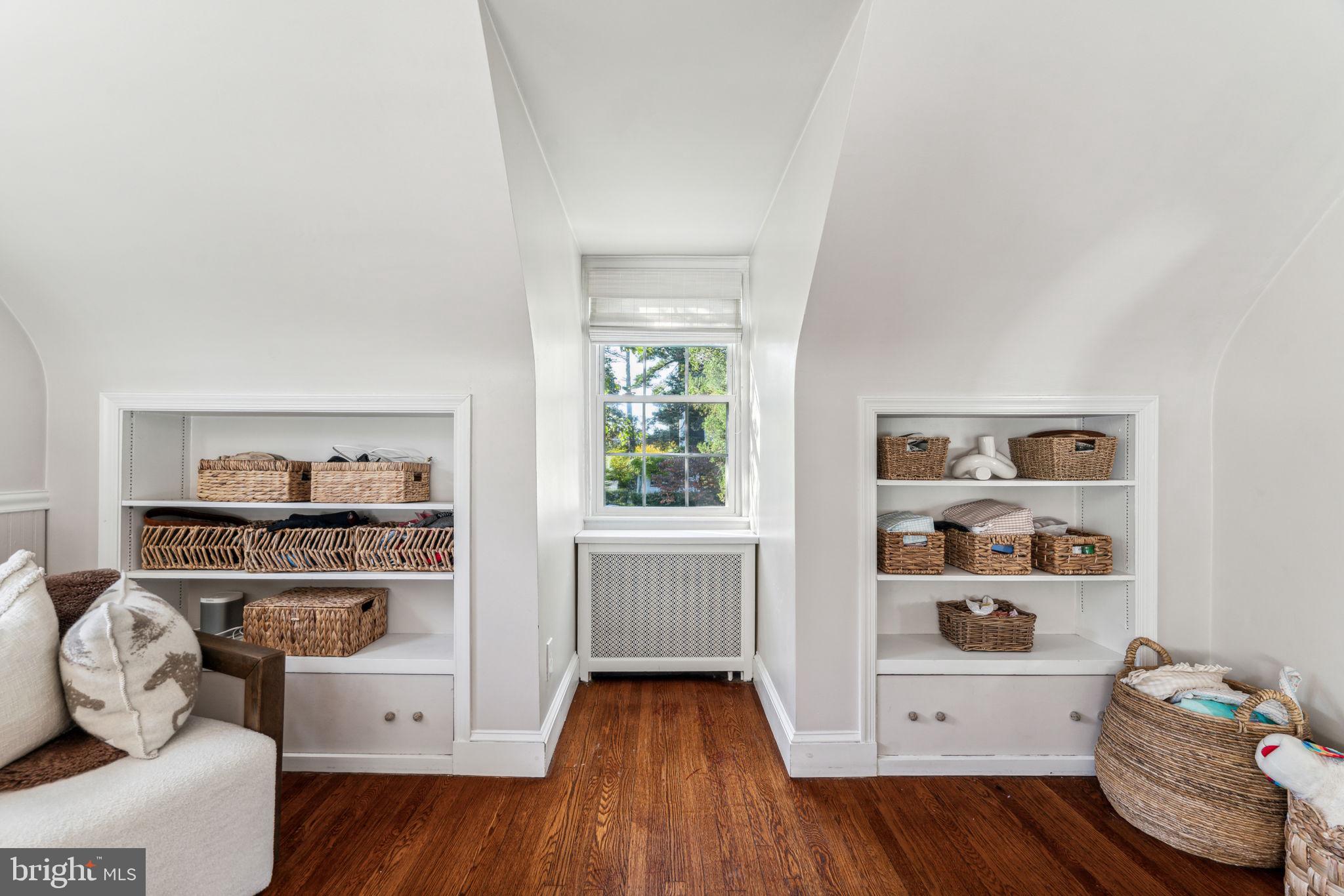 DEEPDALE - Residential