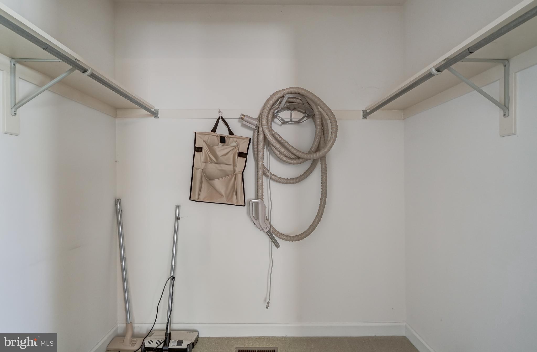 TANYARD - Residential