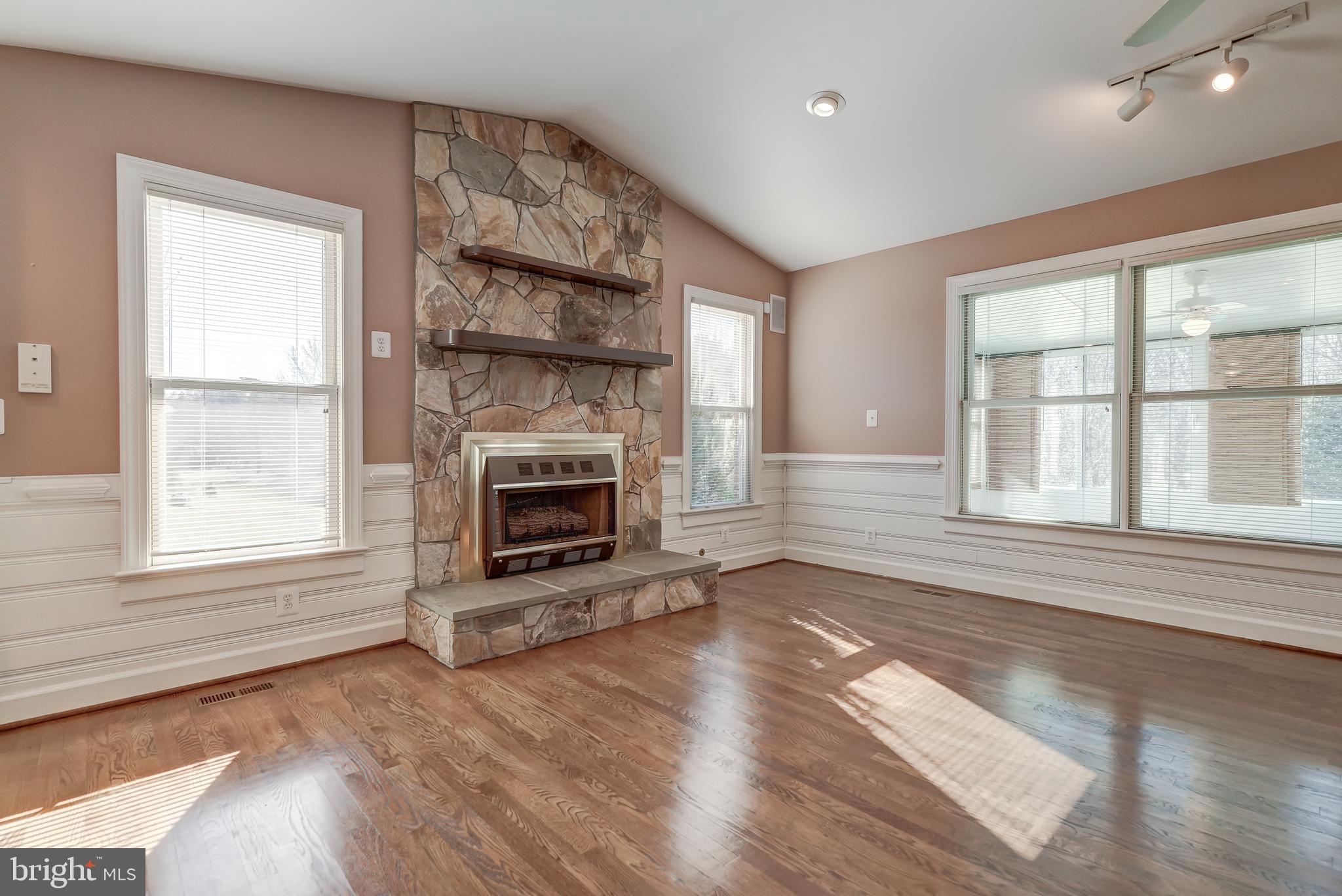 TANYARD - Residential