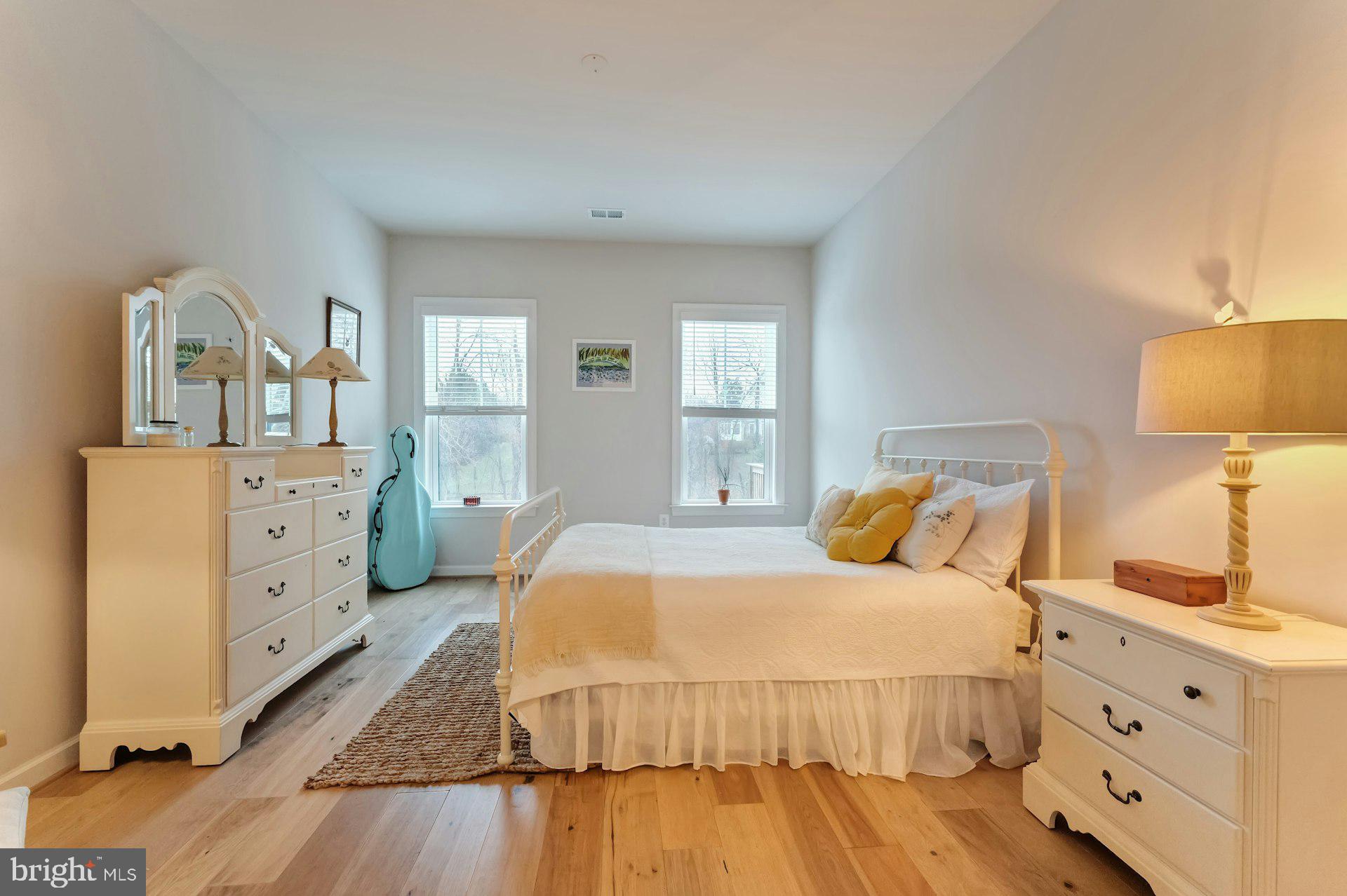 CADENCE AT LANSDOWNE - Residential