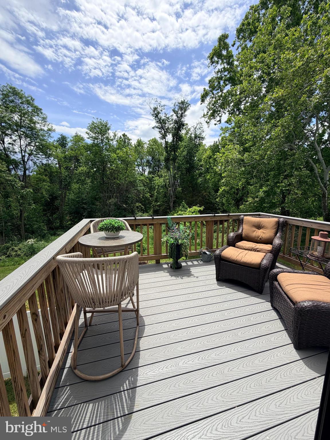 CADENCE AT LANSDOWNE - Residential