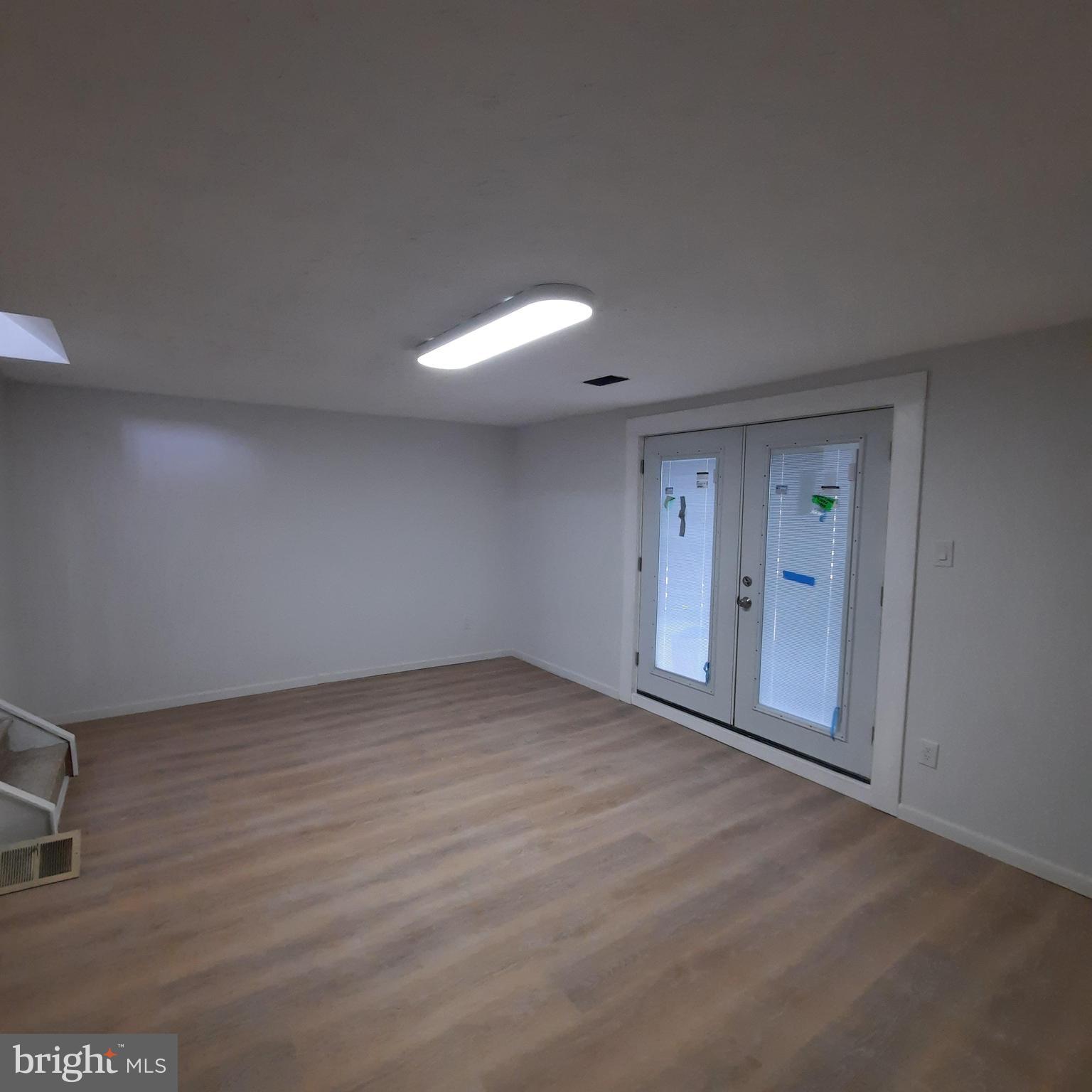 PHILADELPHIA (NORTHEAST) - Residential