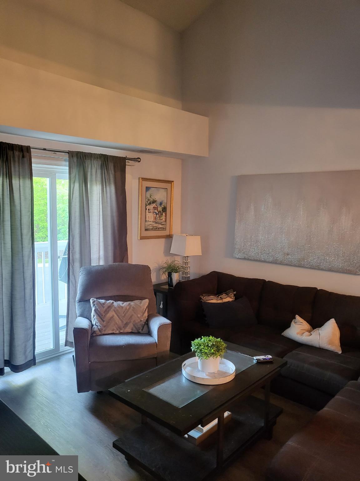 VININGS CONDO - Residential Lease