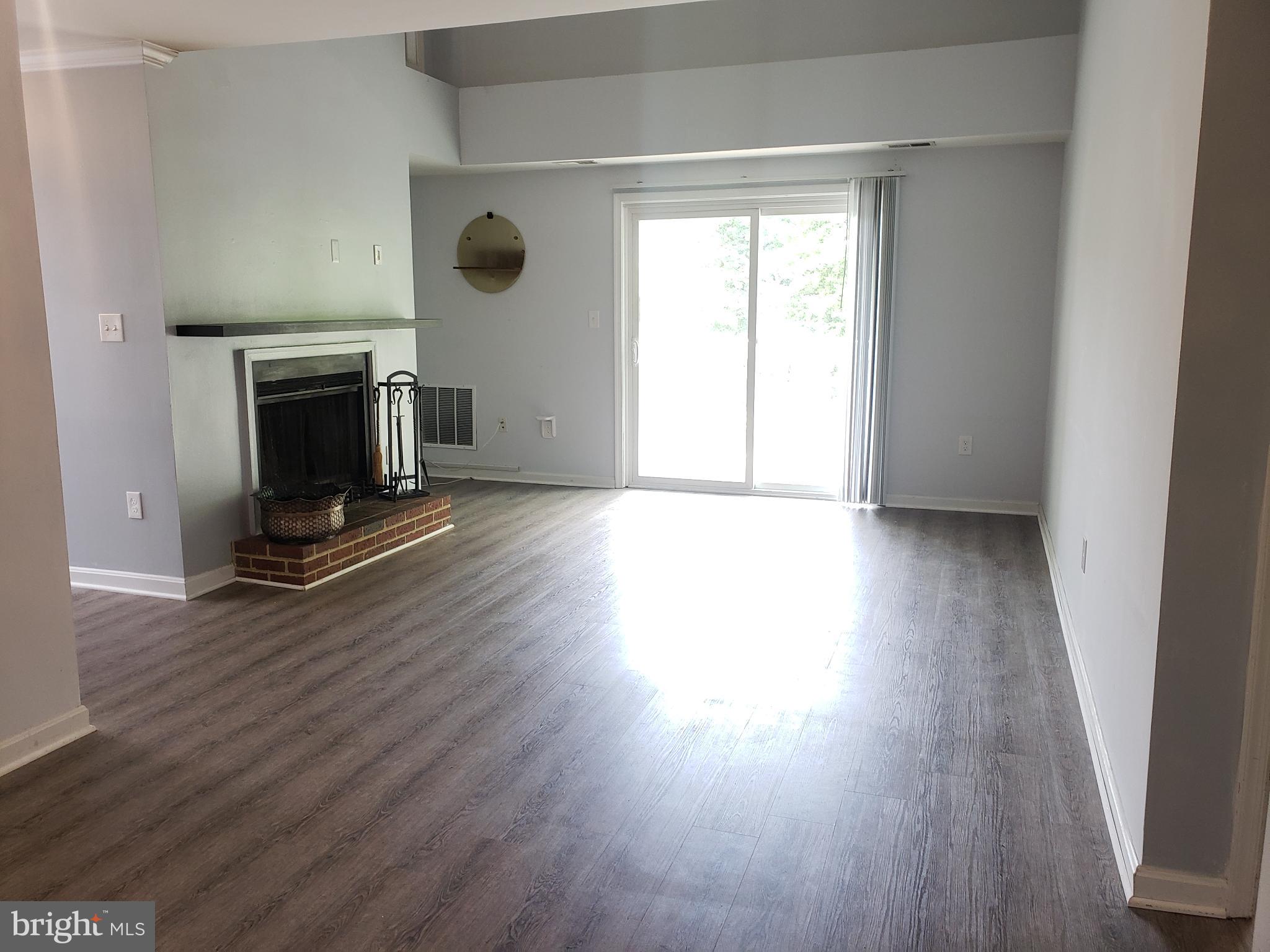 VININGS CONDO - Residential Lease