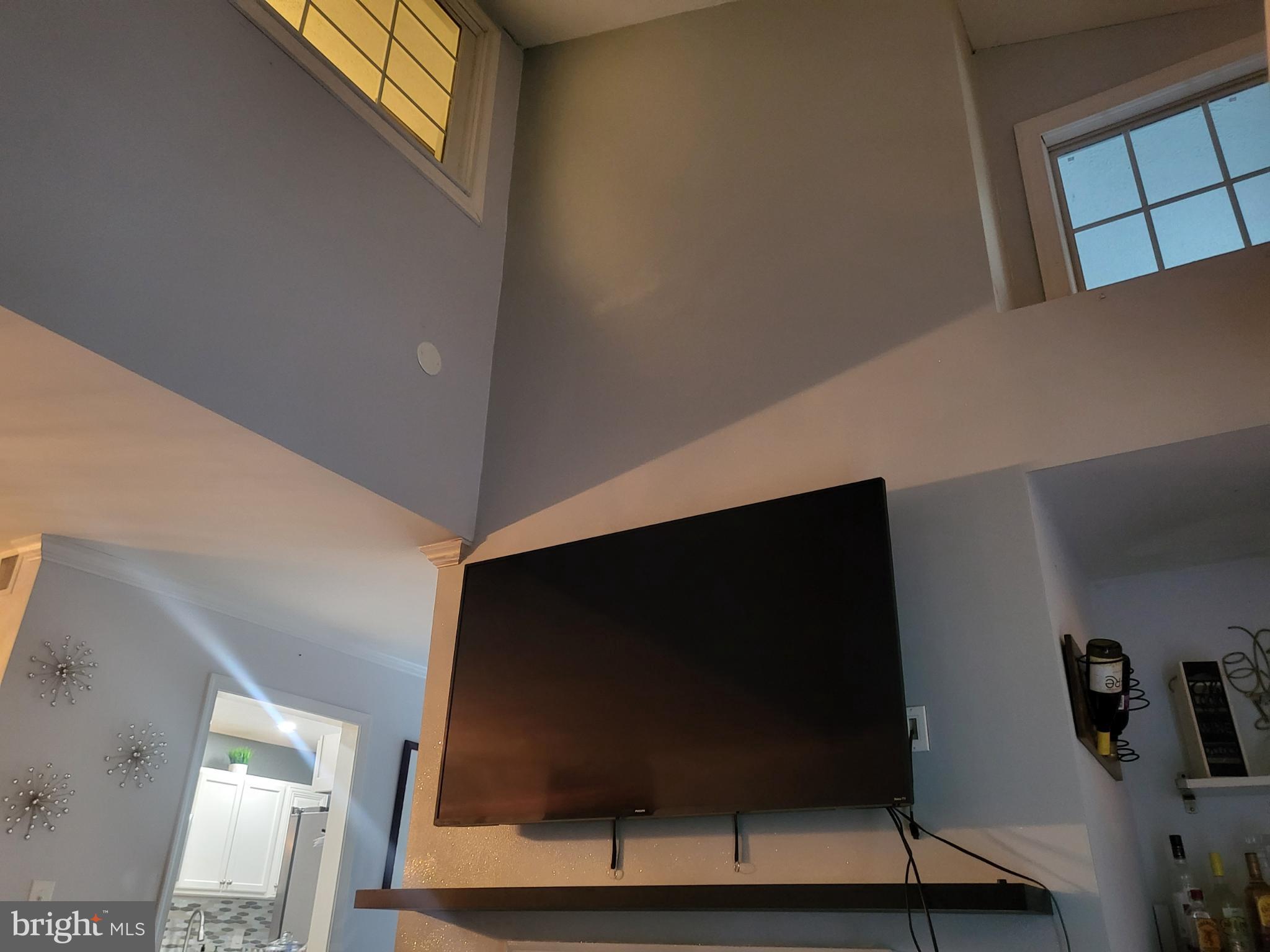 VININGS CONDO - Residential Lease