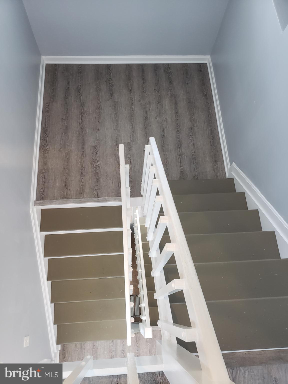 VININGS CONDO - Residential Lease