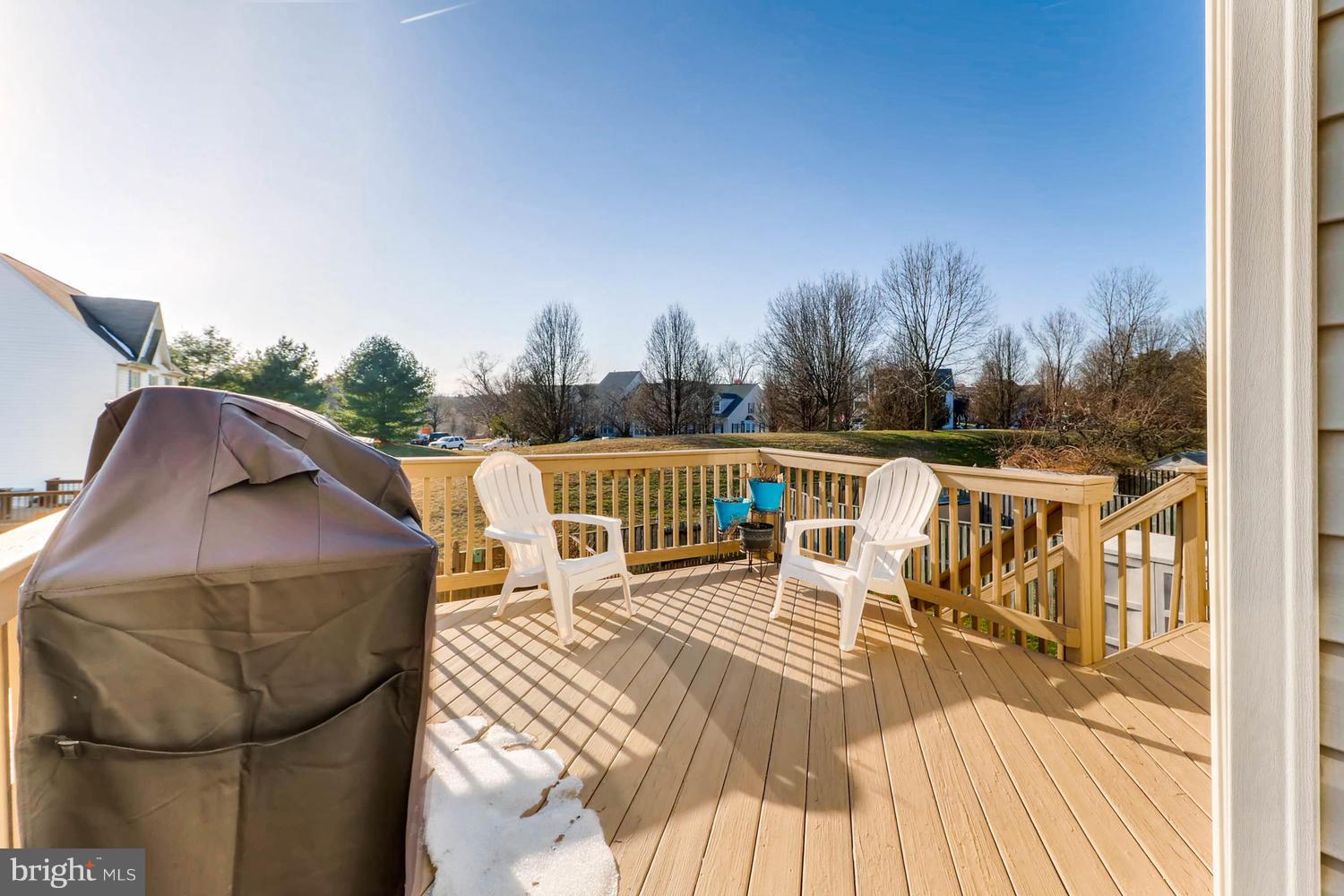 CONSTANT FRIENDSHIP - Residential