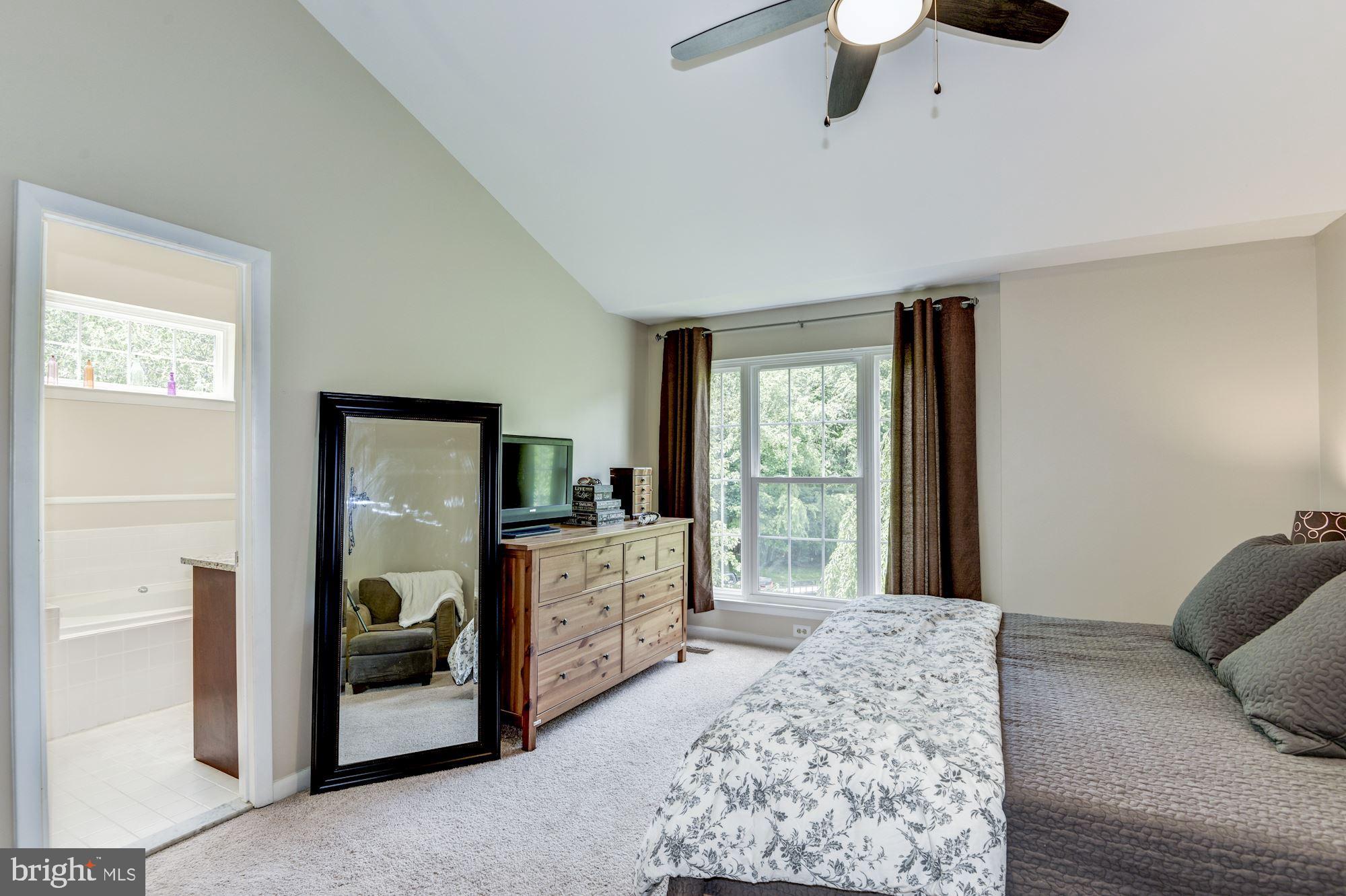 SOUTHERN OAKS - Residential