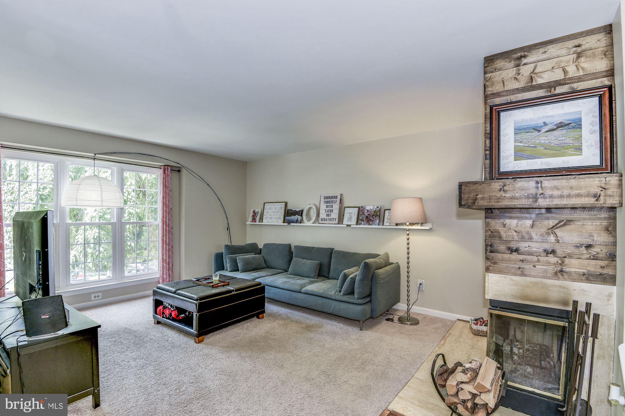 SOUTHERN OAKS - Residential