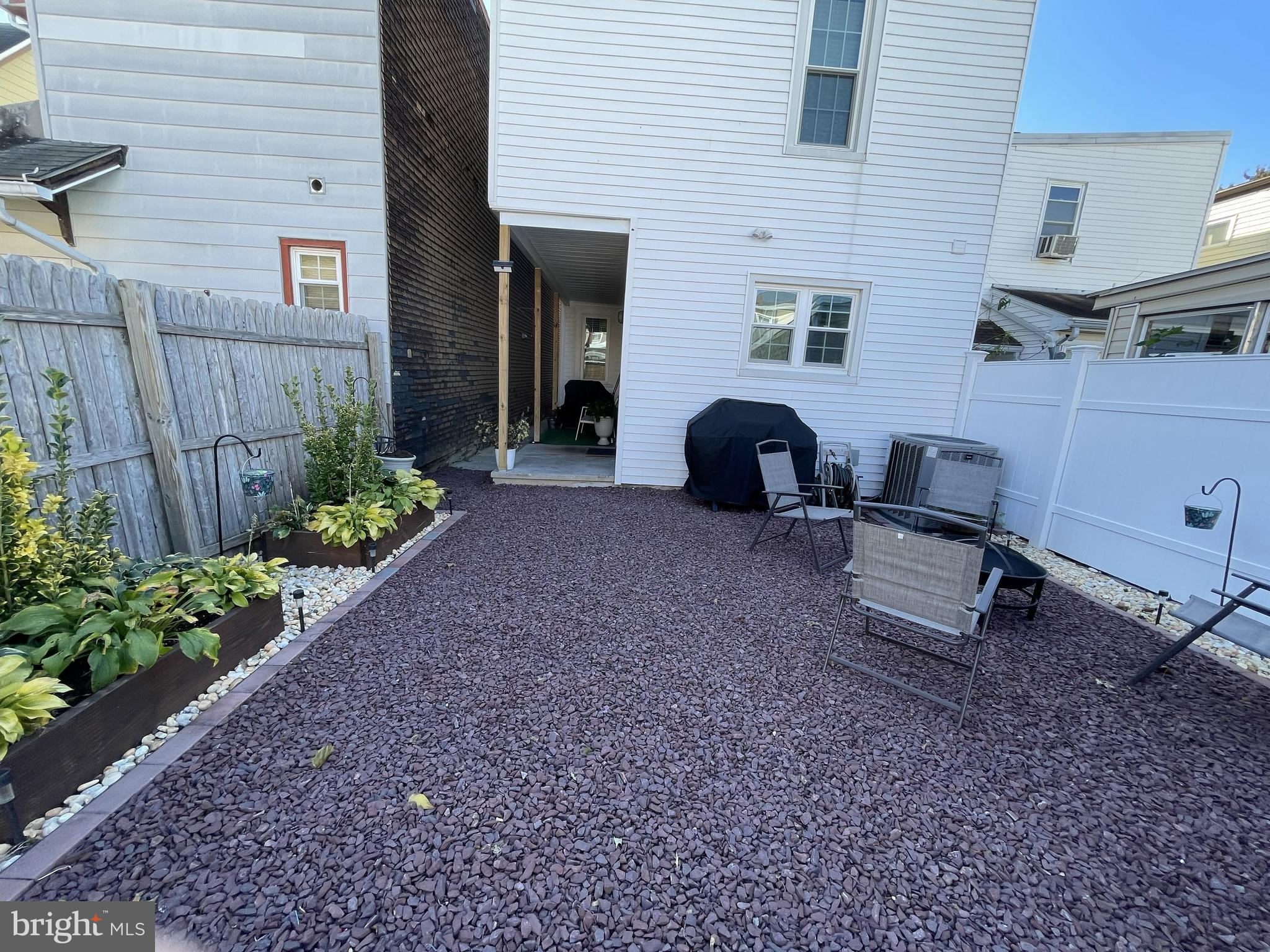 LEBANON - Residential