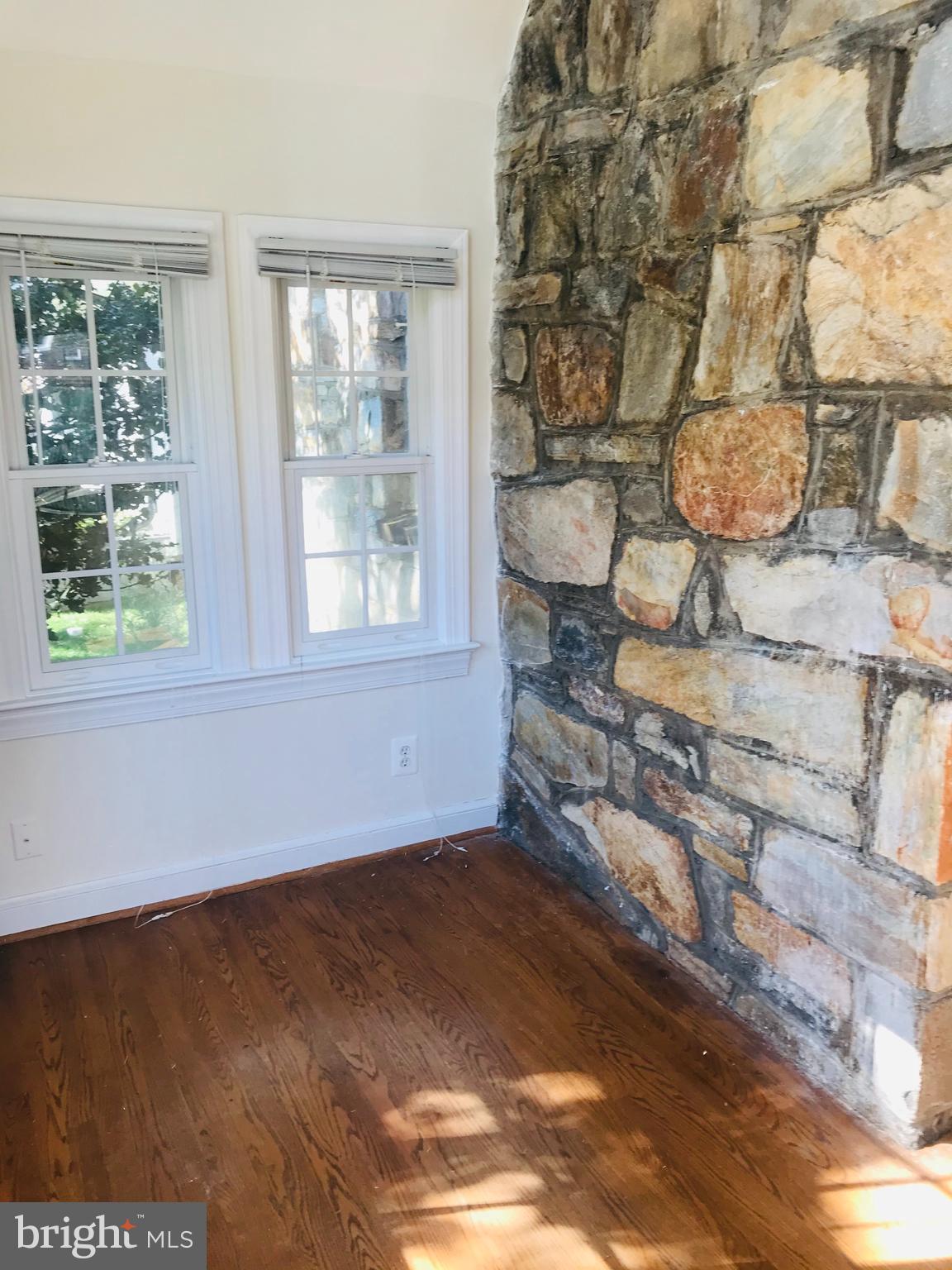 WAYCROFT WOODLAWN - Residential Lease