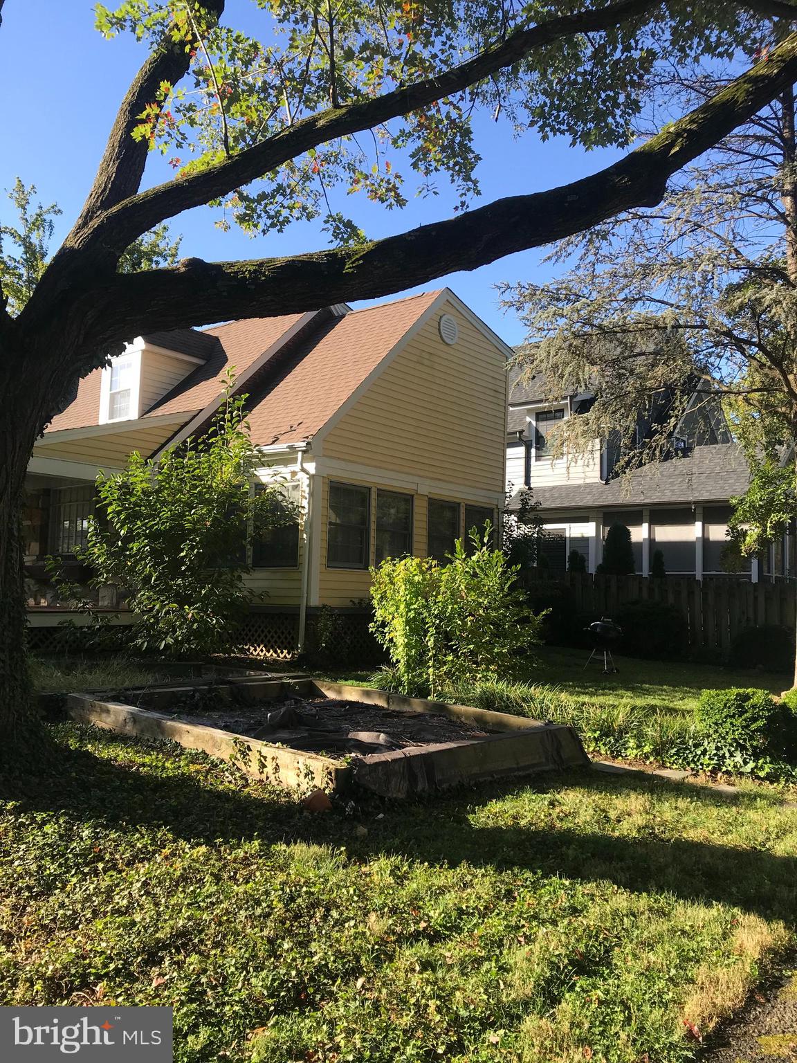 WAYCROFT WOODLAWN - Residential Lease