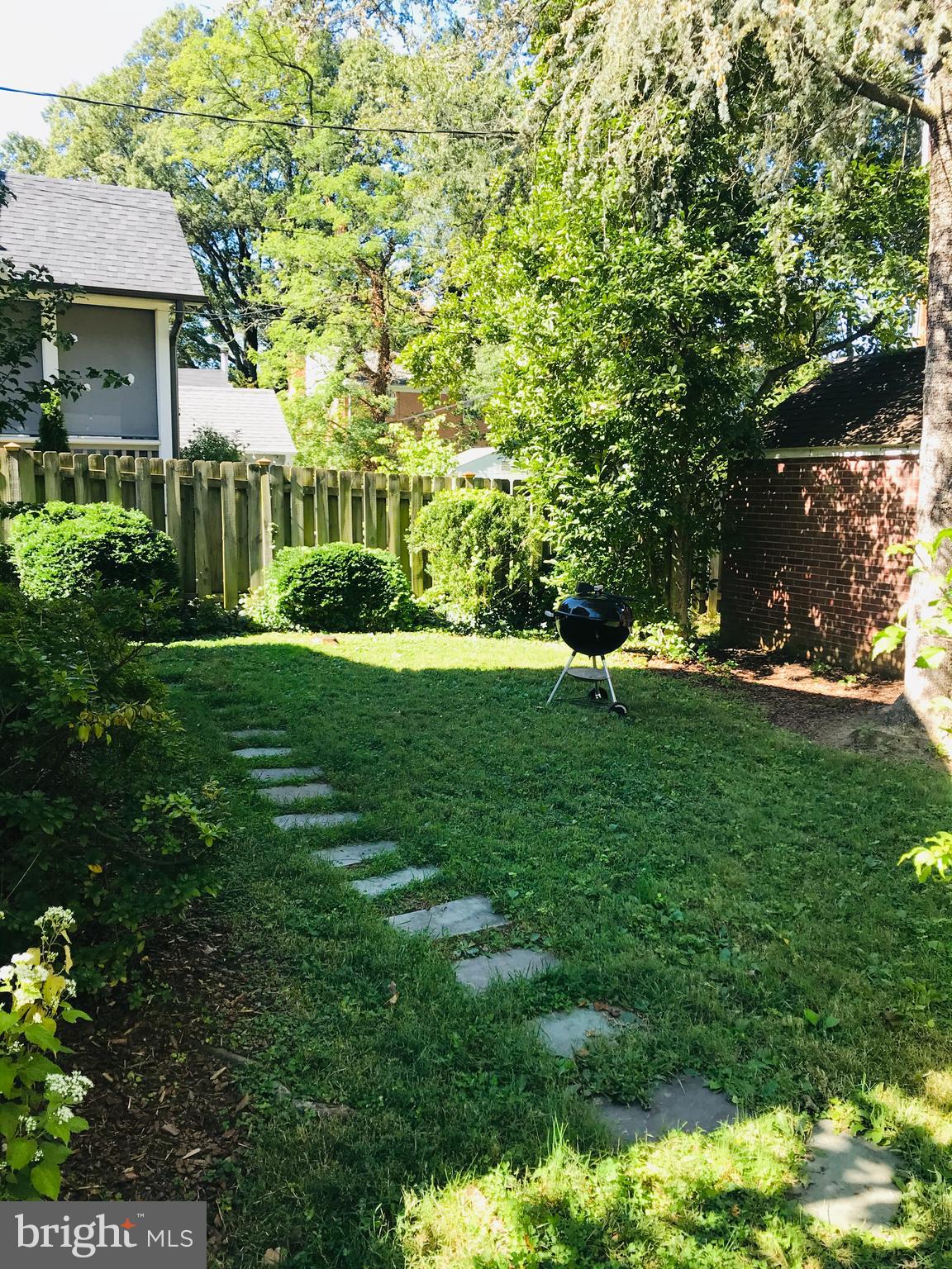 WAYCROFT WOODLAWN - Residential Lease