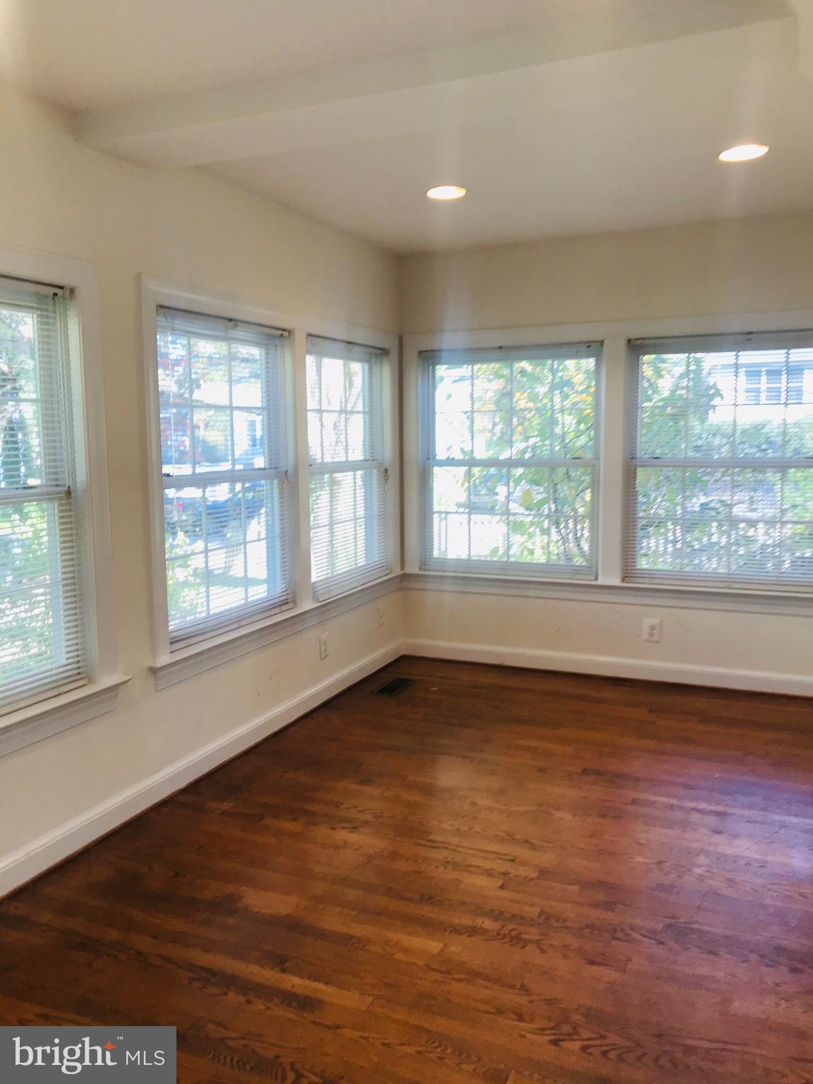 WAYCROFT WOODLAWN - Residential Lease