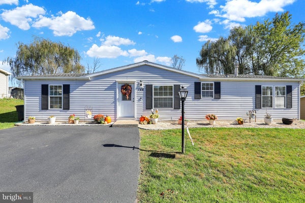 146 HEISTER RD, BIRDSBORO, PA 19508 - Image 4923aa2ad6f4ae0a94ca9d5bb77822d3/800377789