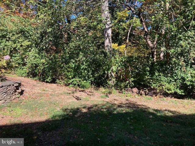 CARDINAL SQUARE - Residential Lease