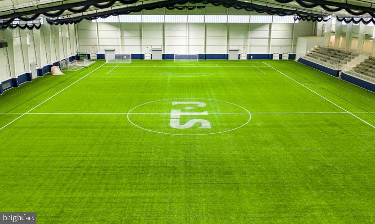 CARDINAL SQUARE - Residential Lease