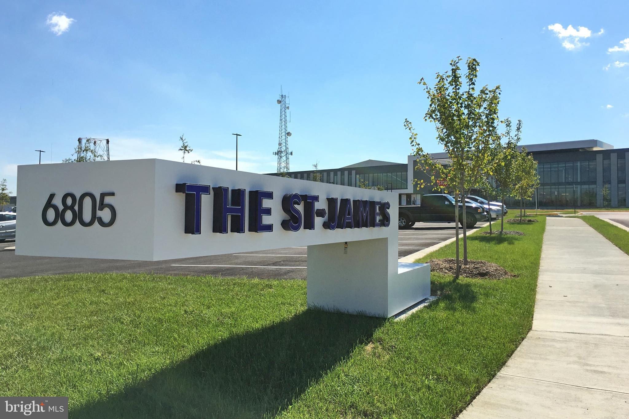 CARDINAL SQUARE - Residential Lease