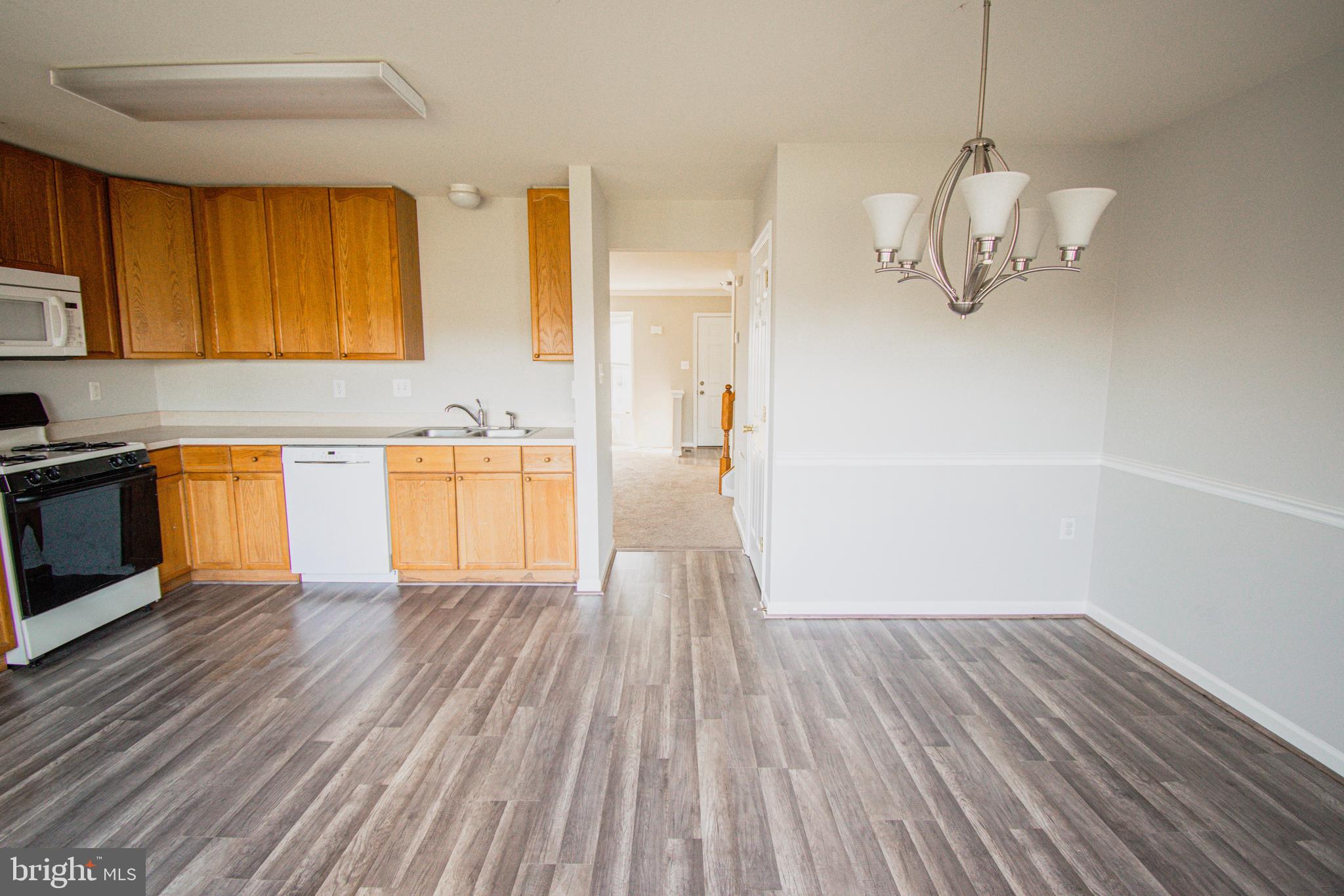 FAIRWAYS AT STONEBRIDGE - Residential