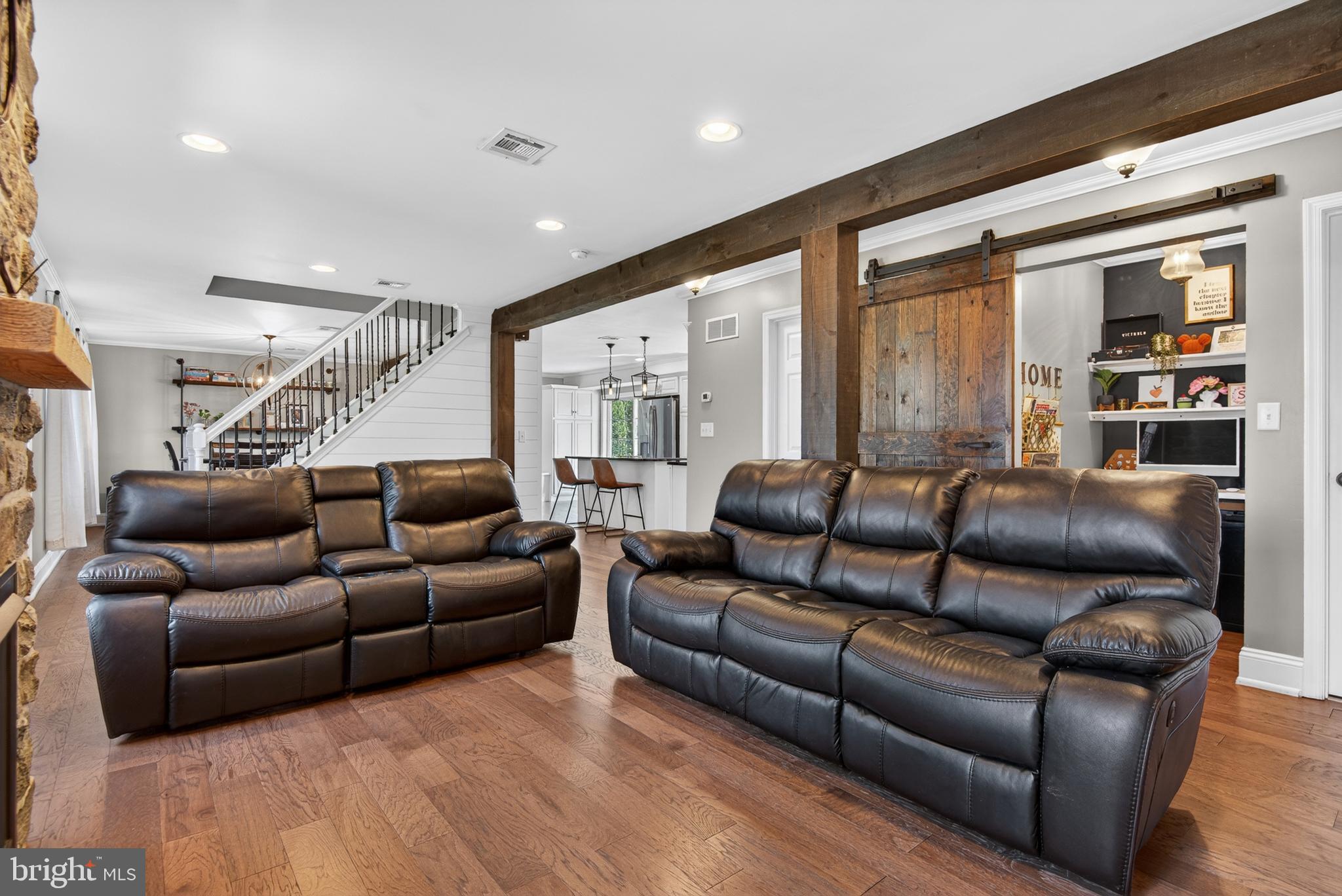 515 HIGH POINT DRIVE